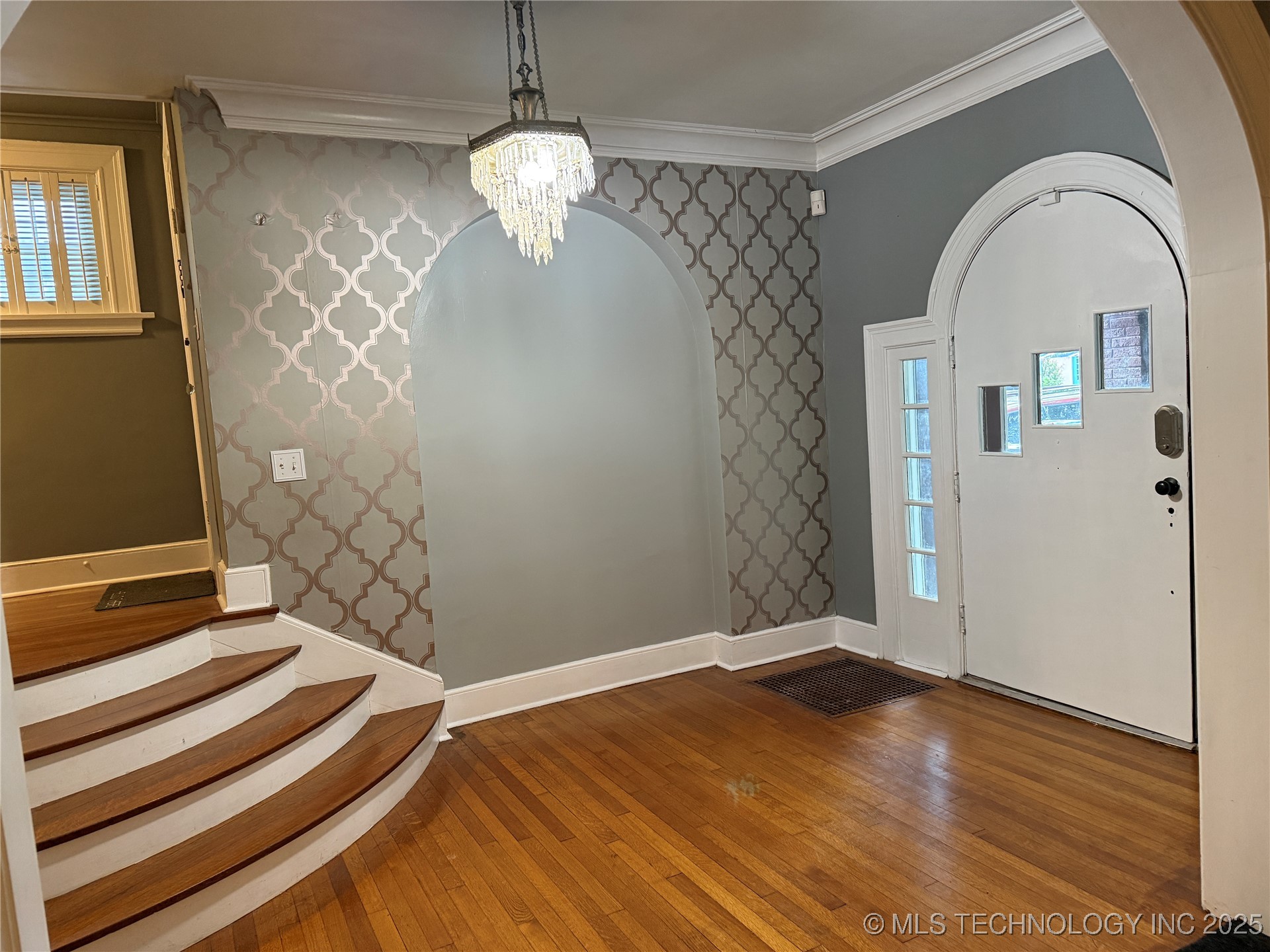 2601 Boston Street Property Photo 8