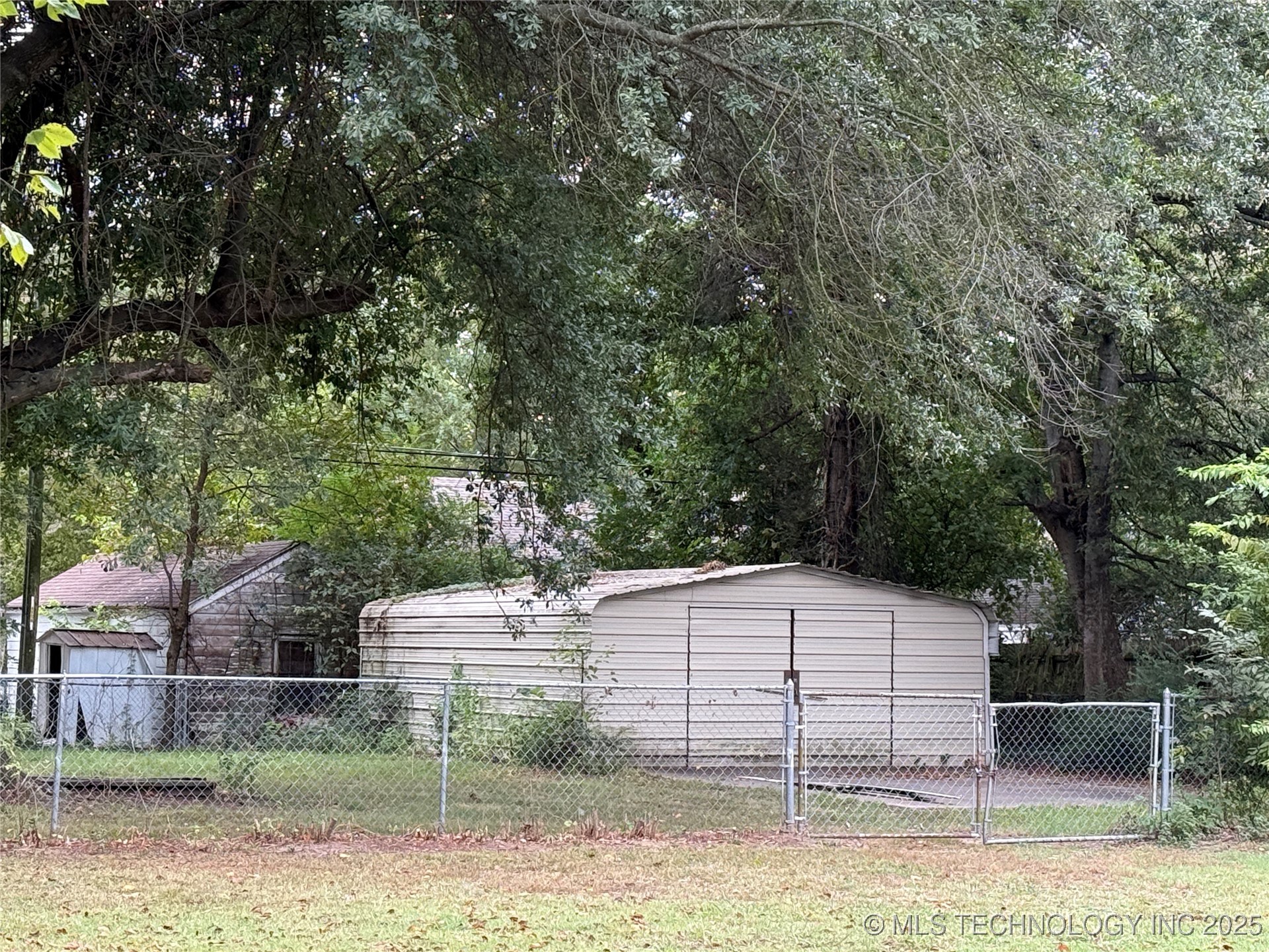 2601 Boston Street Property Photo 33