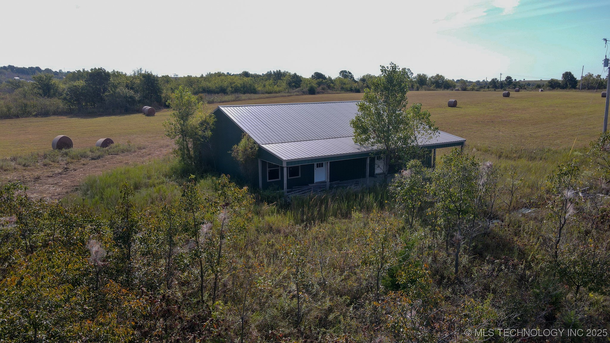 368795 E 5700 Road Property Photo 3