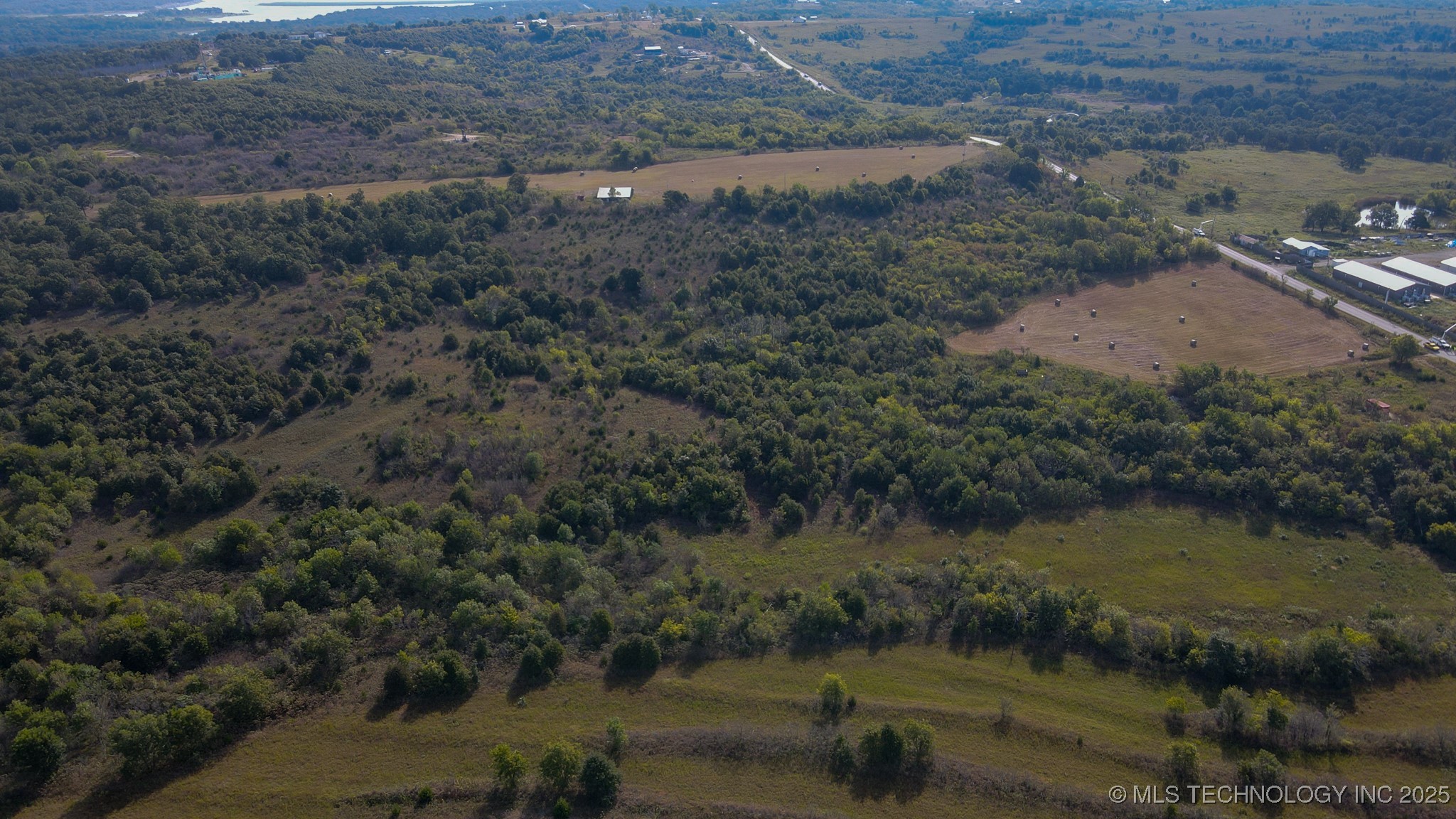 368795 E 5700 Road Property Photo 5