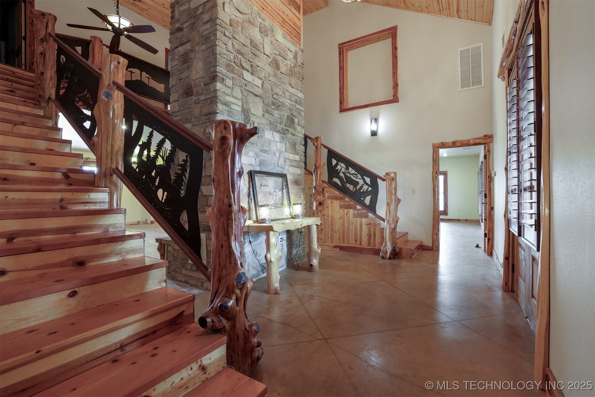 1488 N 429 Road Property Photo 7