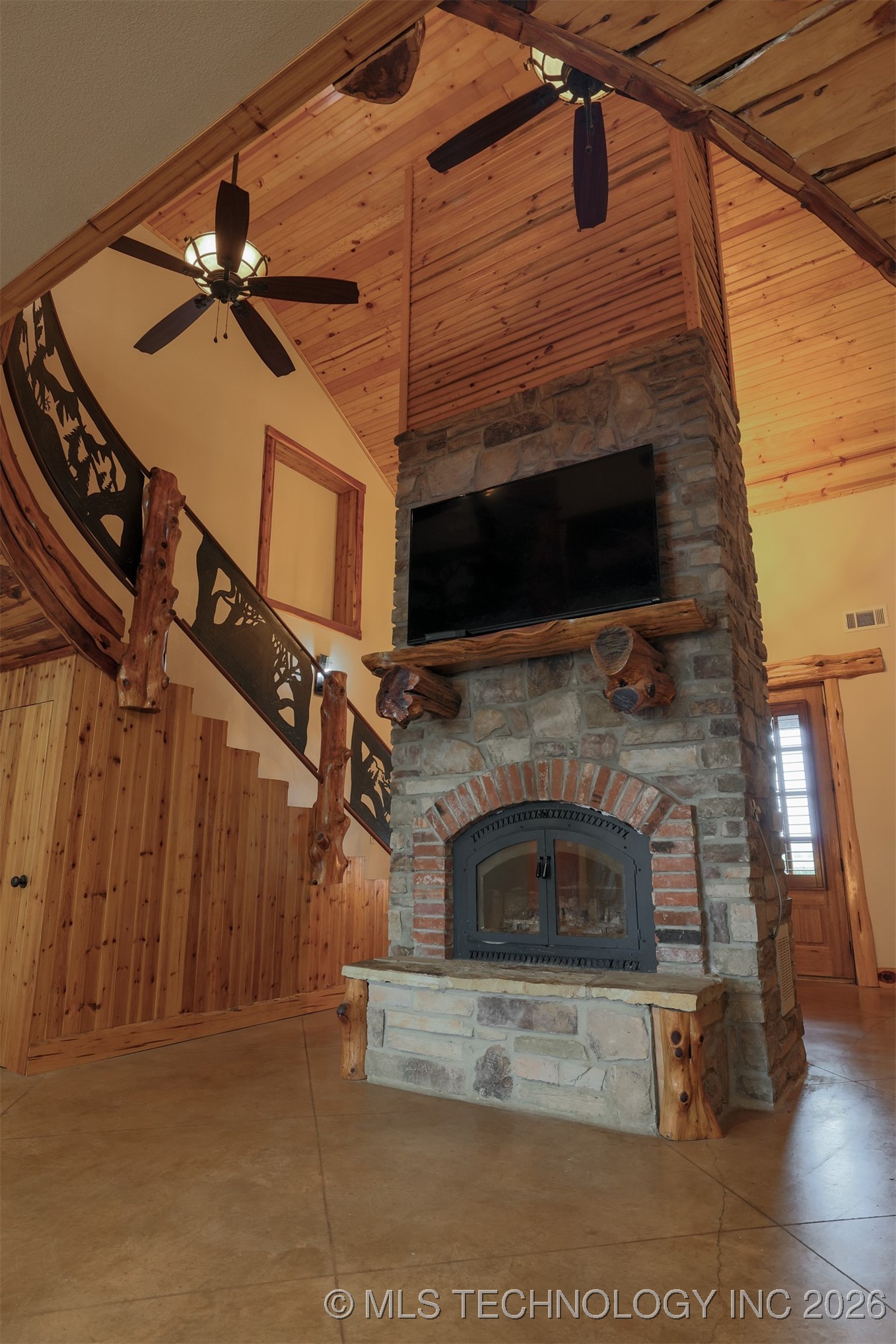 1488 N 429 Road Property Photo 11