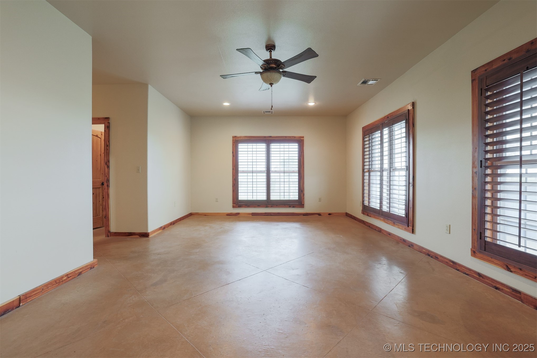 1488 N 429 Road Property Photo 19