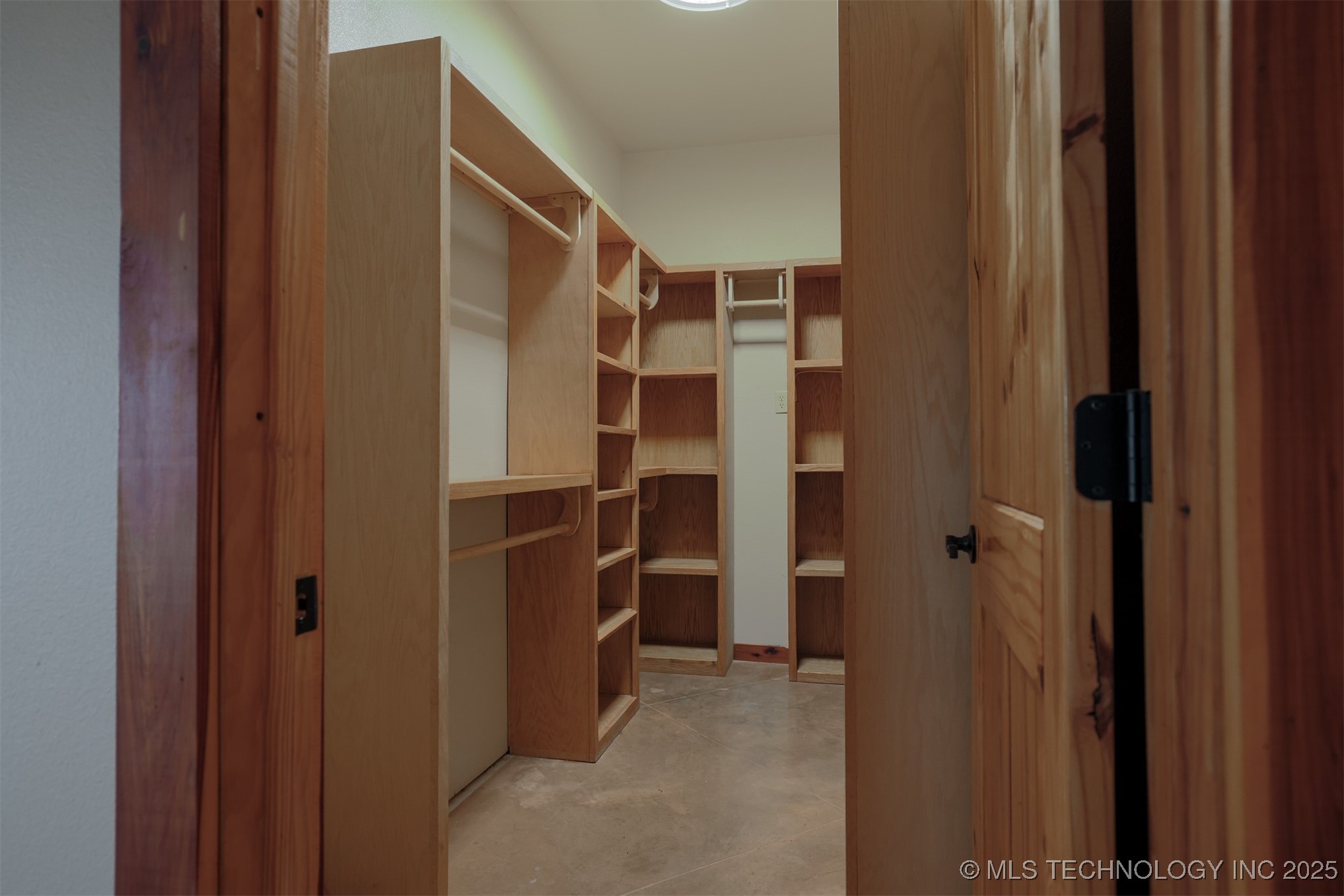 1488 N 429 Road Property Photo 22