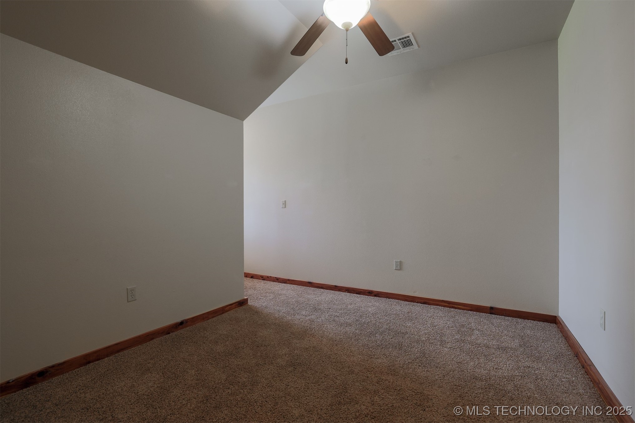 1488 N 429 Road Property Photo 43