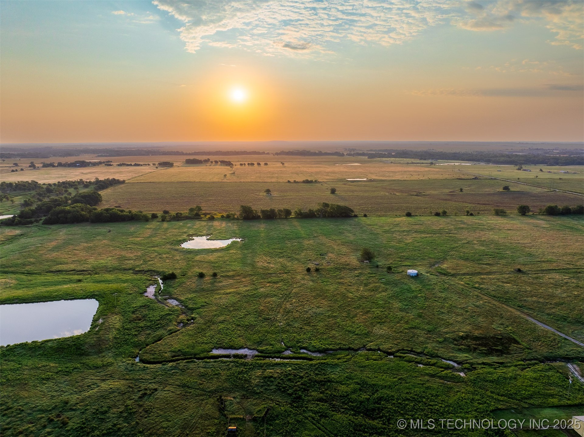 8 N 3990 Road Property Photo 7