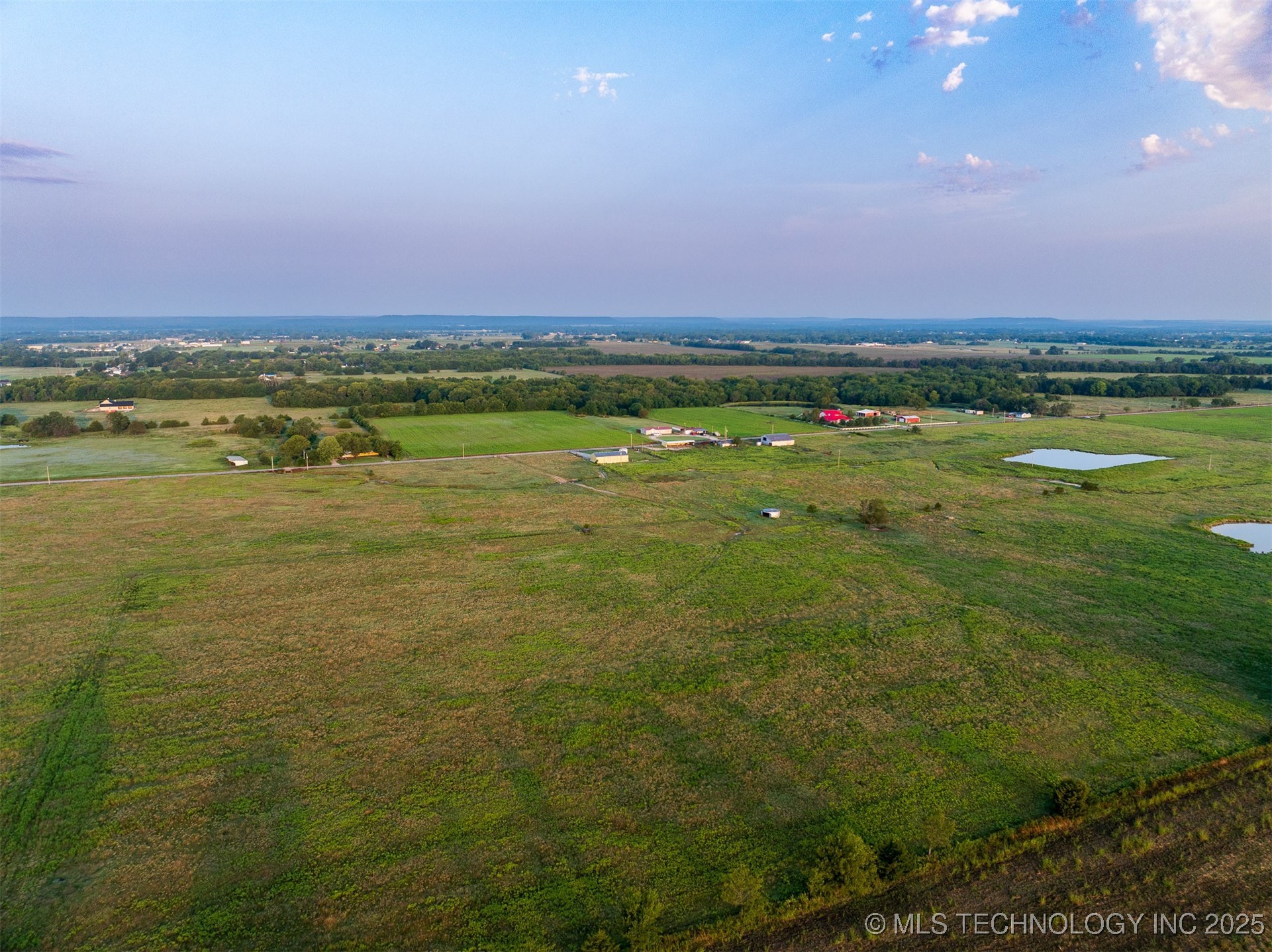 8 N 3990 Road Property Photo 38