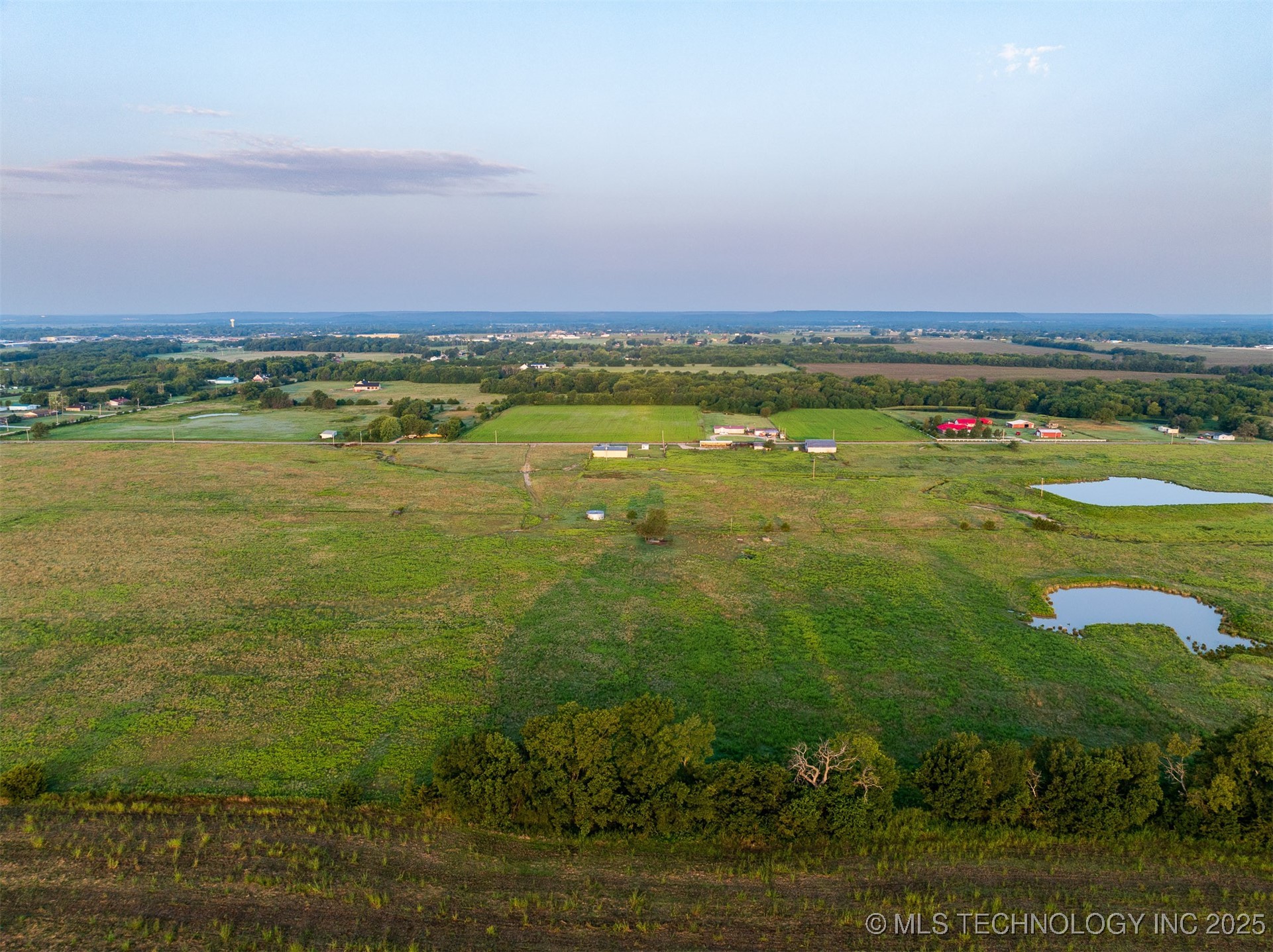 8 N 3990 Road Property Photo 39