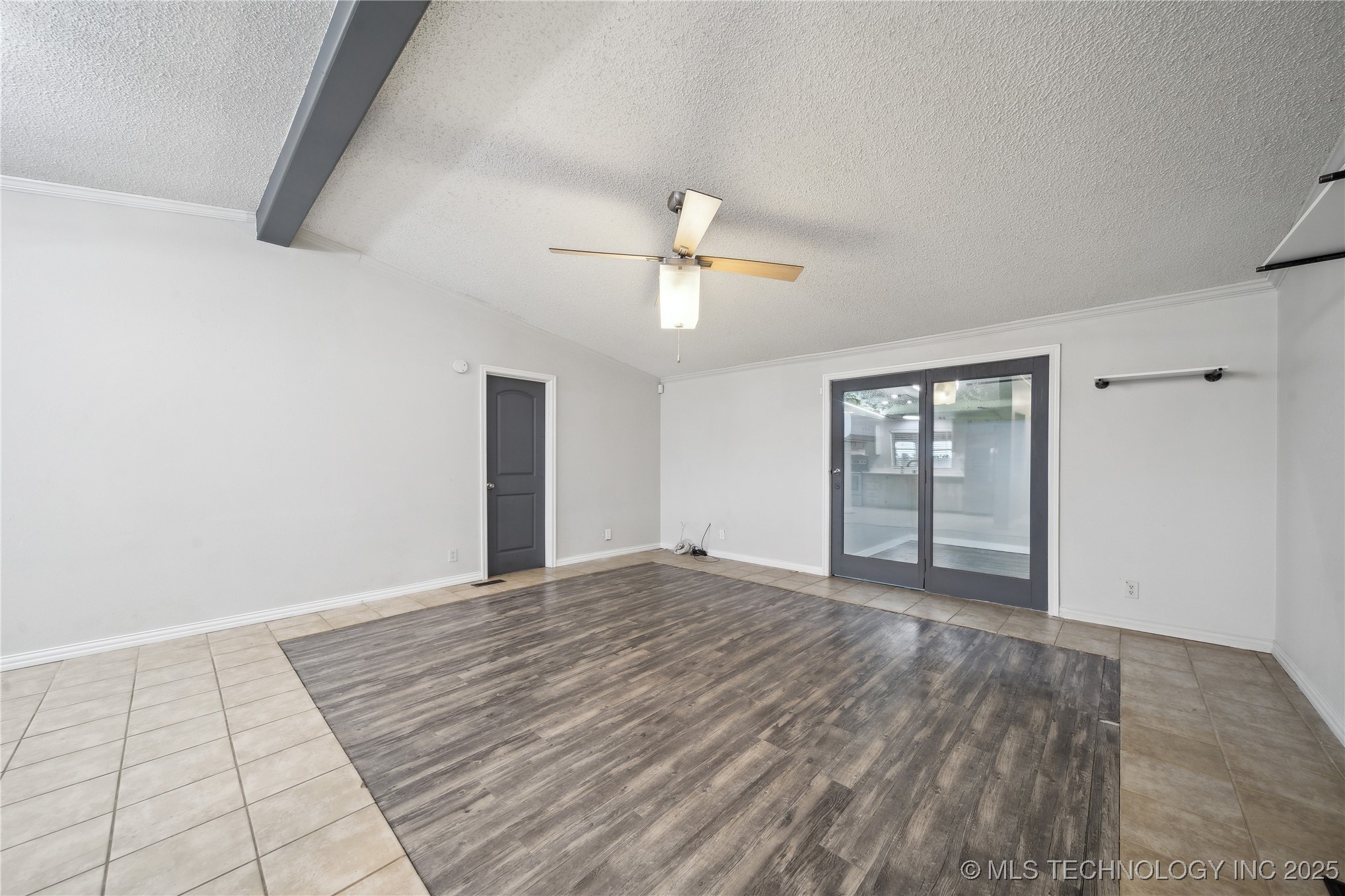 10246 Hectorville Road Property Photo 8