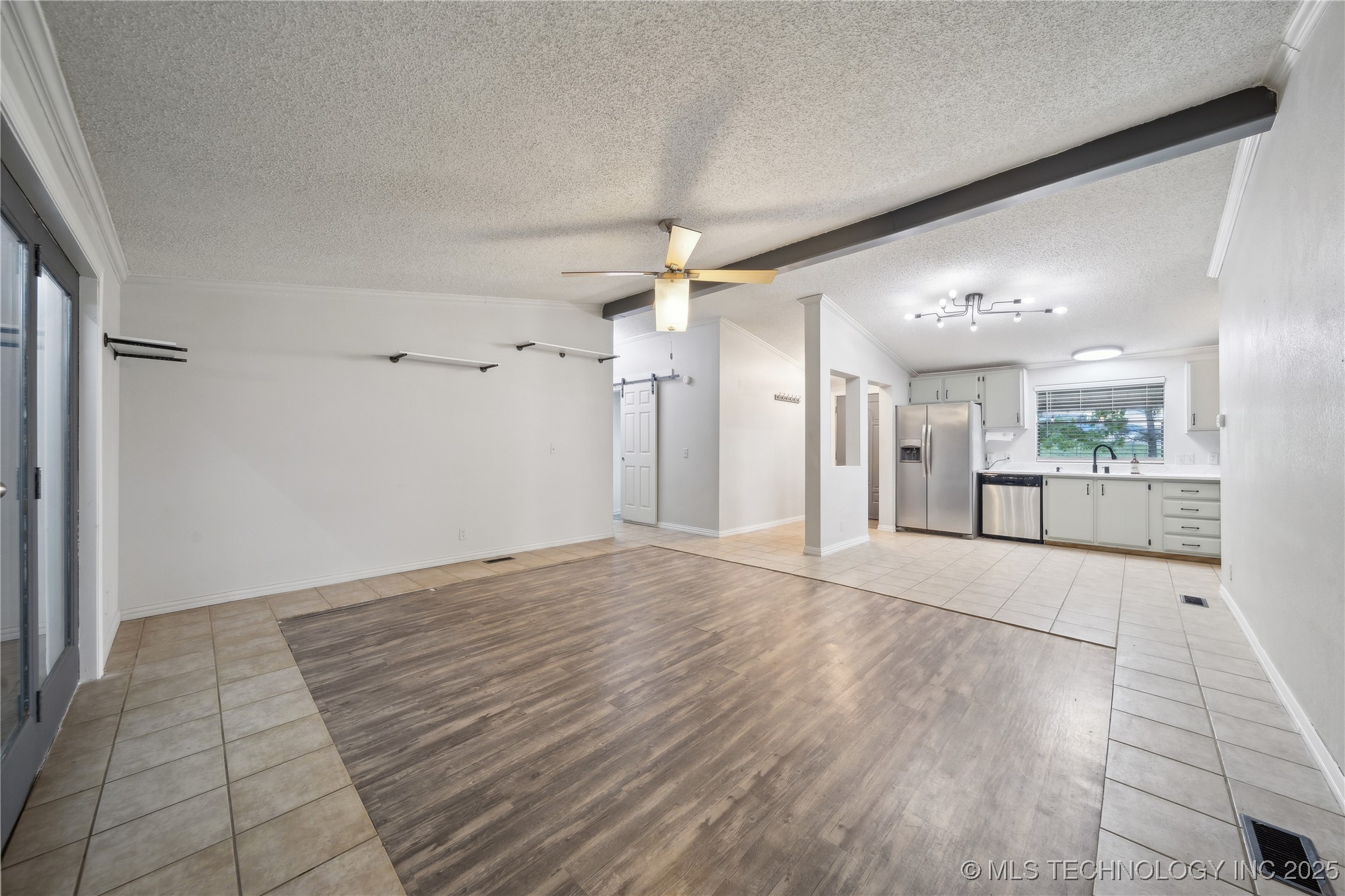 10246 Hectorville Road Property Photo 9