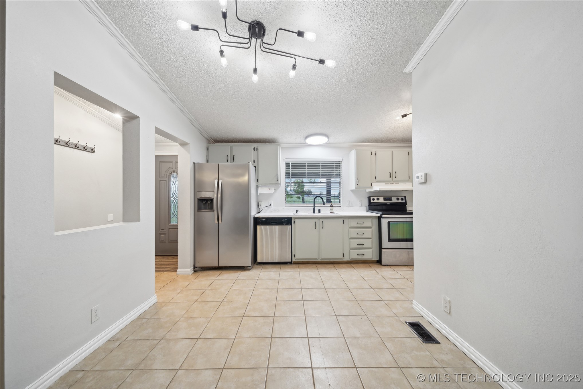 10246 Hectorville Road Property Photo 10