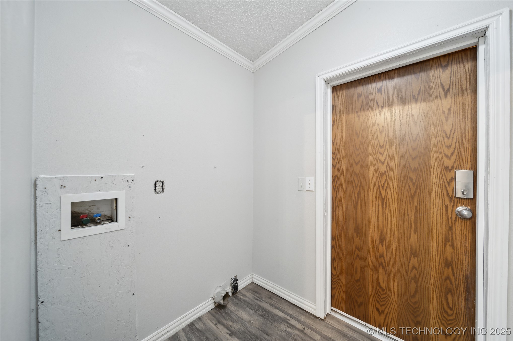 10246 Hectorville Road Property Photo 14