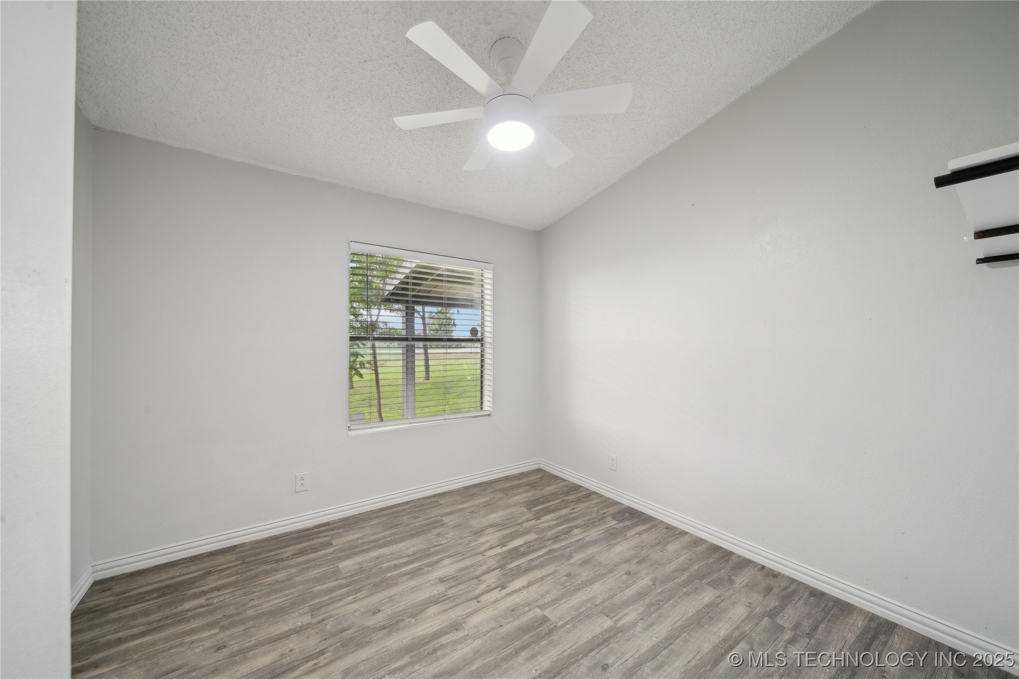 10246 Hectorville Road Property Photo 22