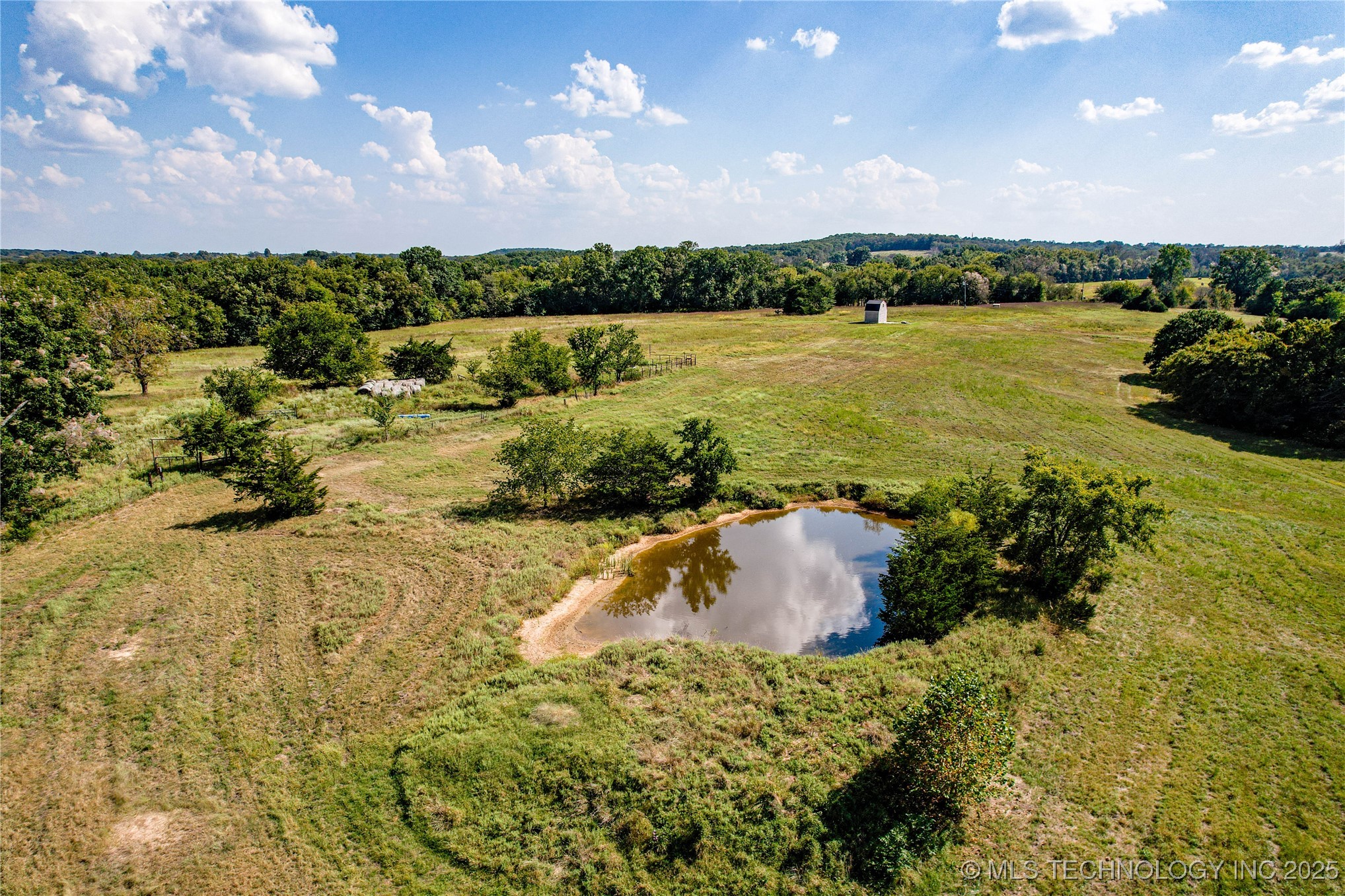 0000 E 1420 Road Property Photo 5
