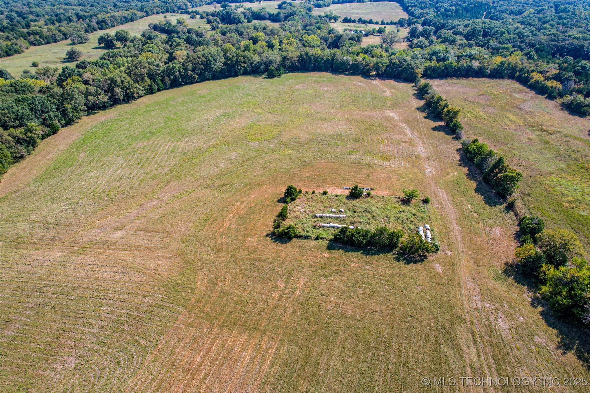 0000 E 1420 Road Property Photo 7