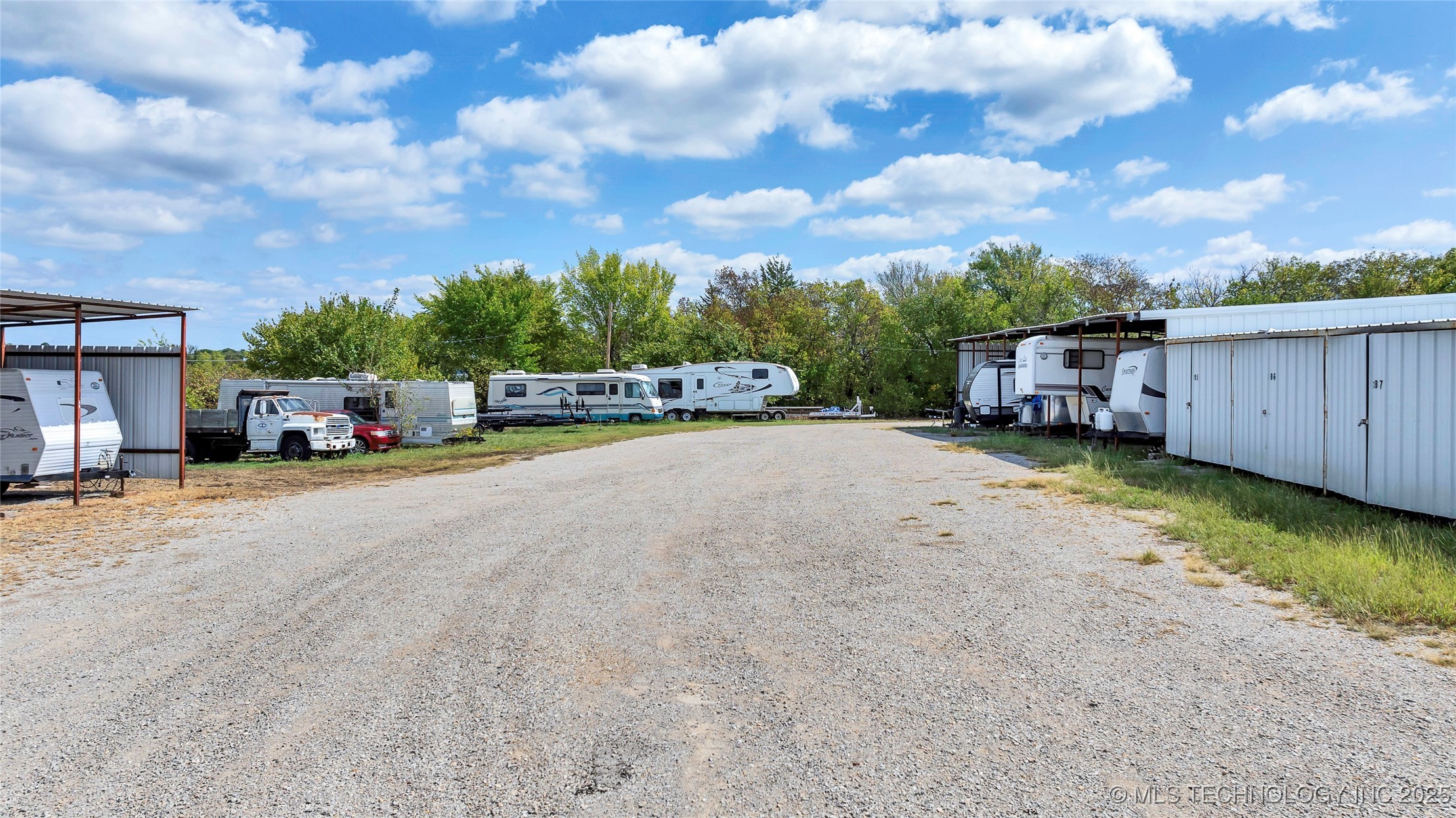 3100 S Commerce Property Photo 5