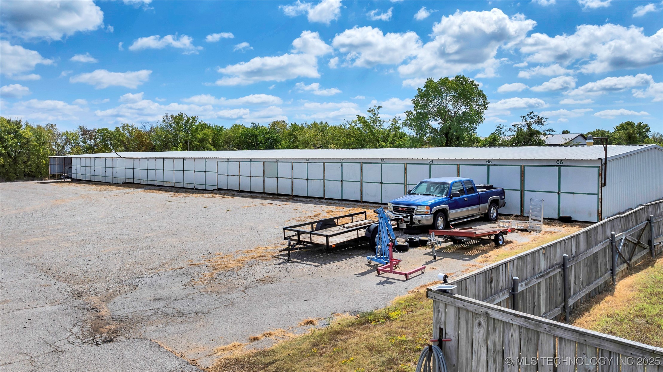 3100 S Commerce Property Photo 9