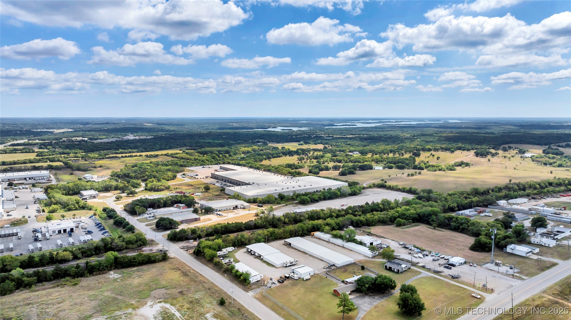 3100 S Commerce Property Photo 12