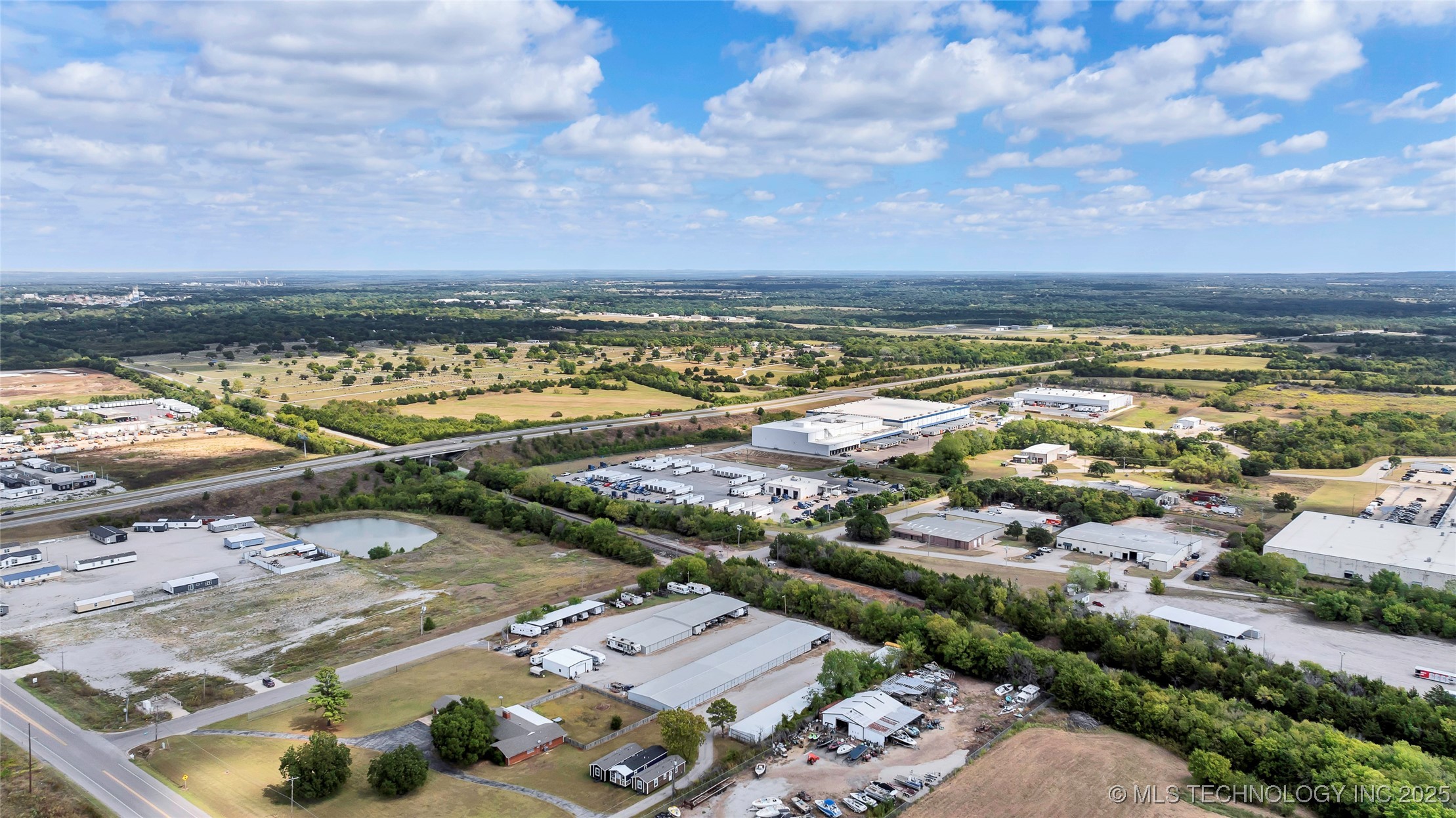 3100 S Commerce Property Photo 14