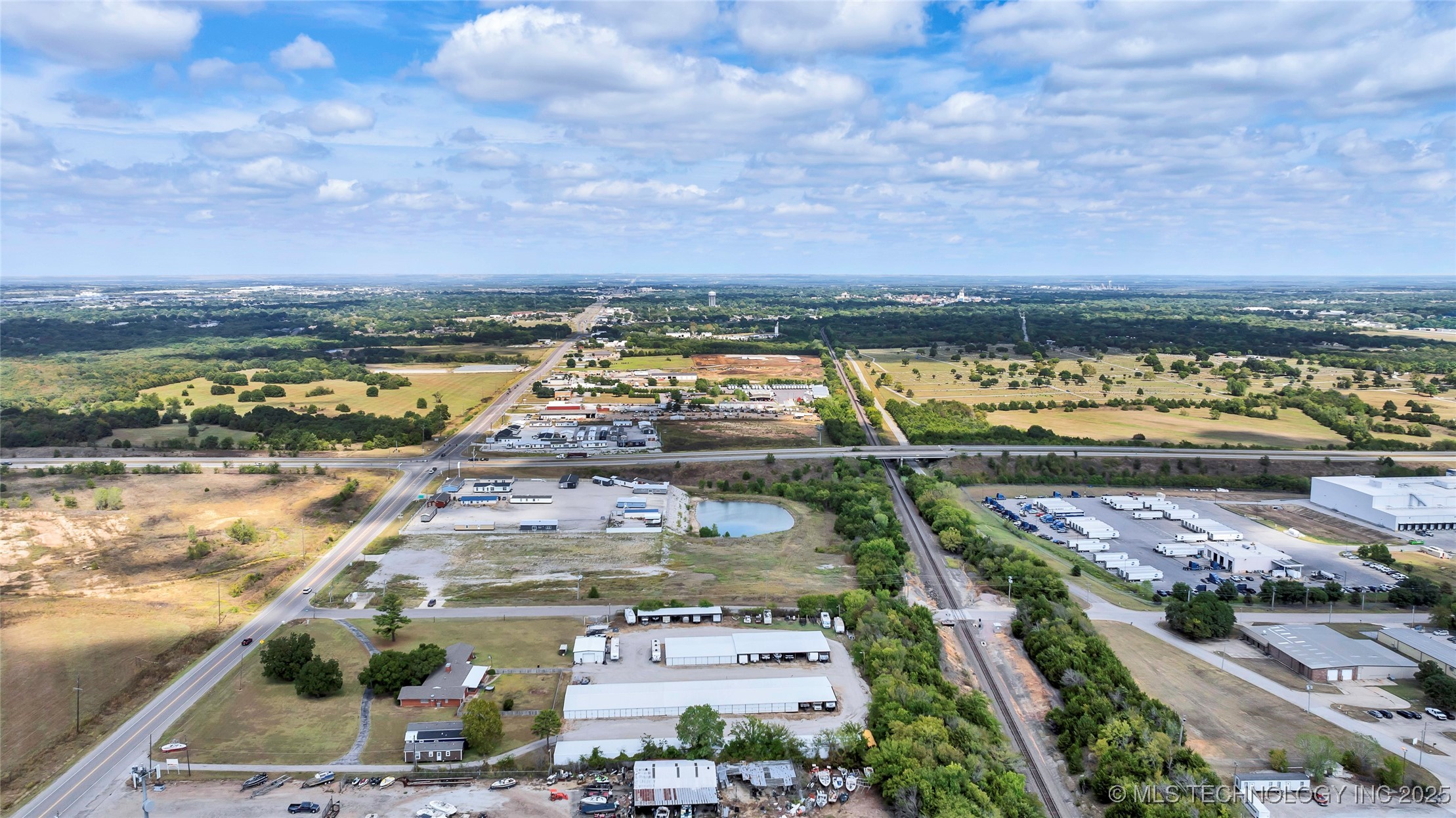 3100 S Commerce Property Photo 15