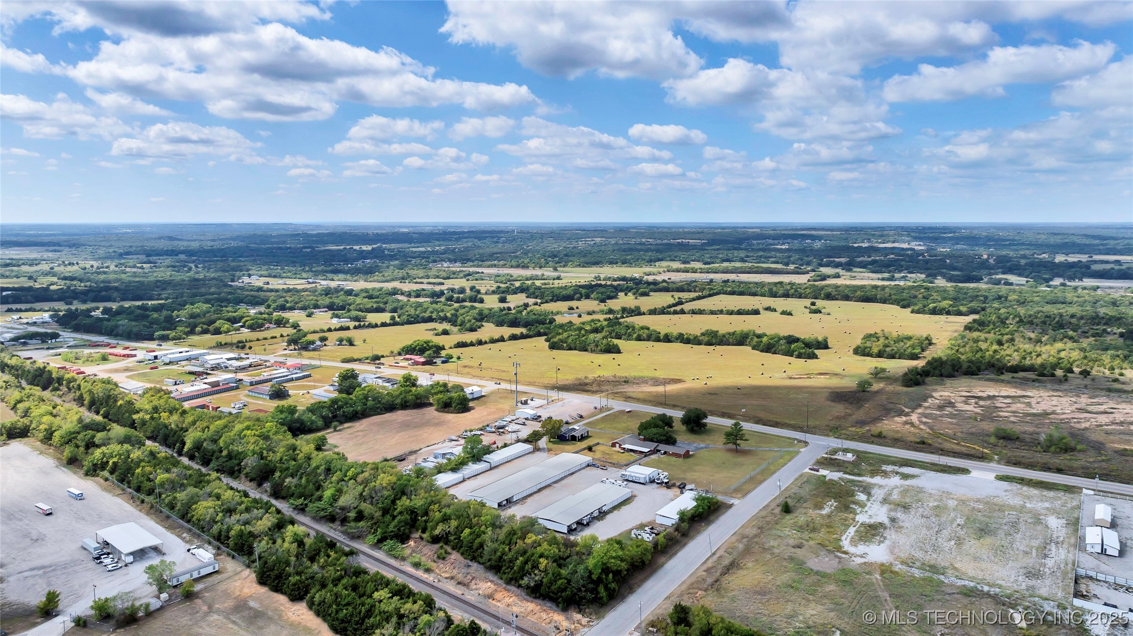 3100 S Commerce Property Photo 18