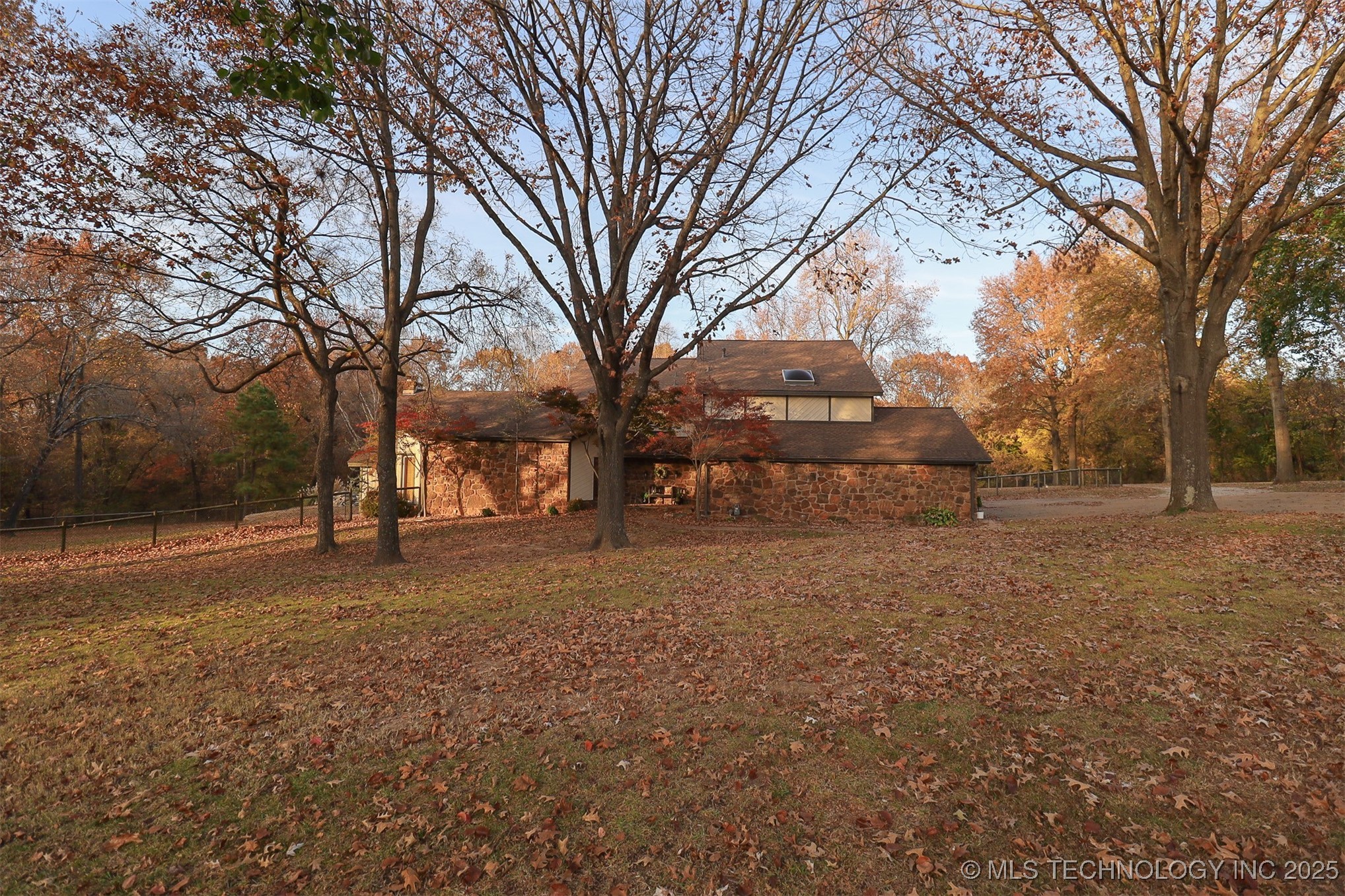 13933 S 198th East Avenue Property Photo 3