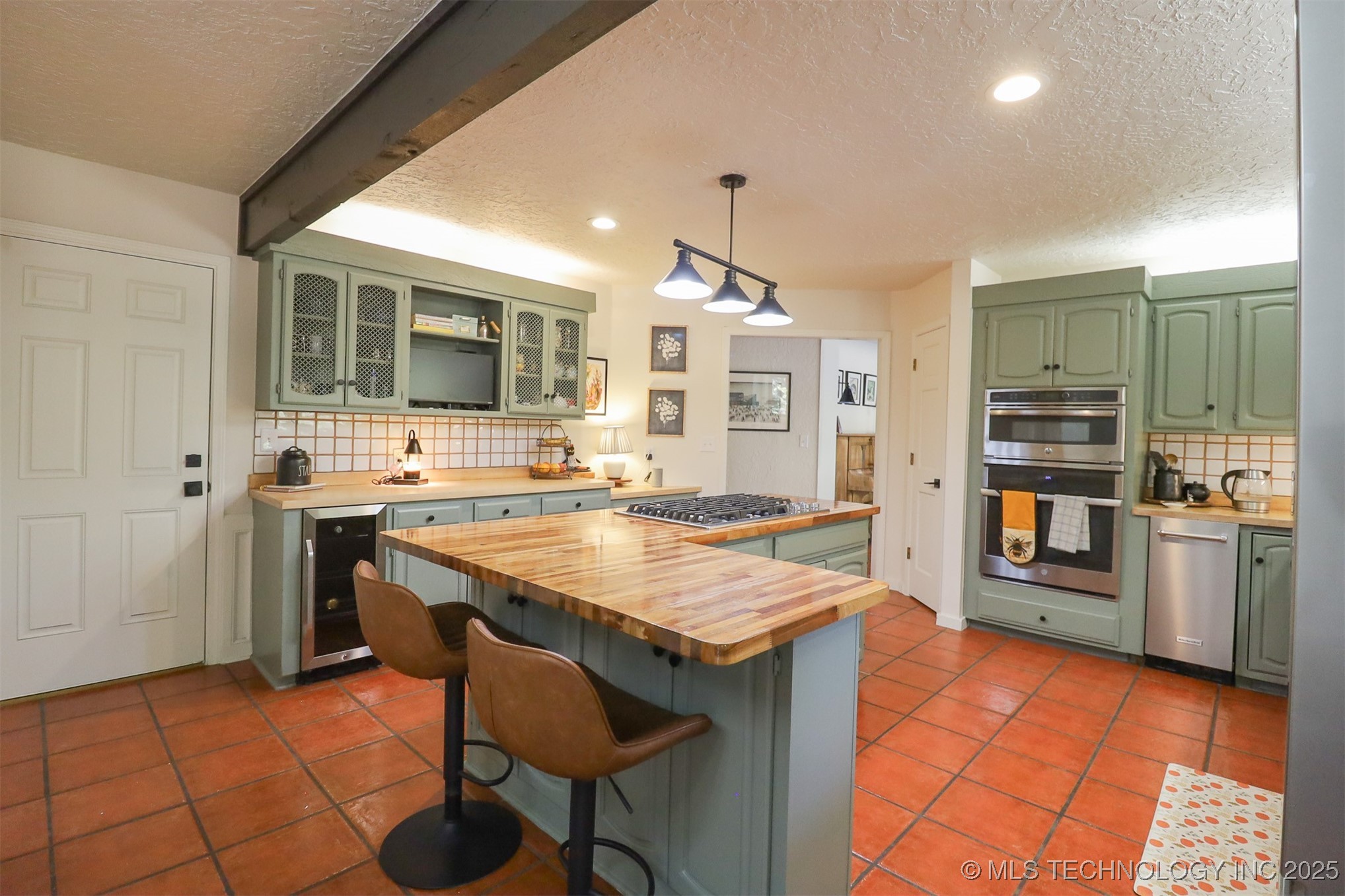 13933 S 198th East Avenue Property Photo 32