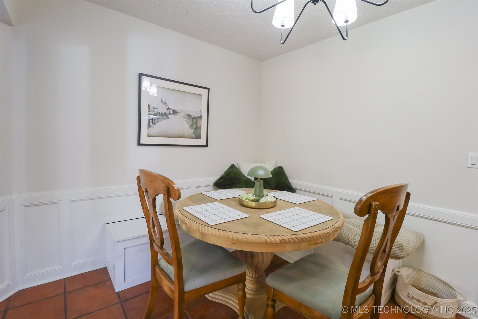 13933 S 198th East Avenue Property Photo 34