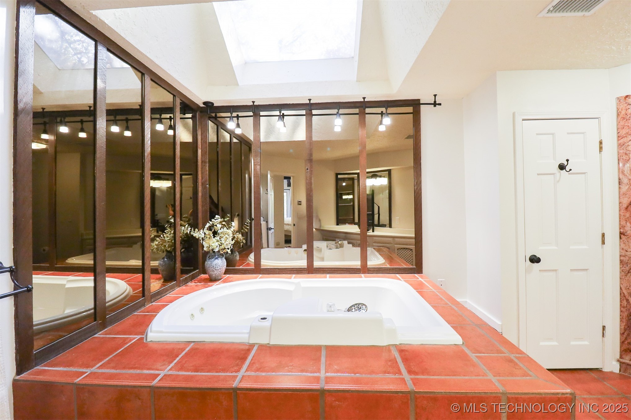 13933 S 198th East Avenue Property Photo 50