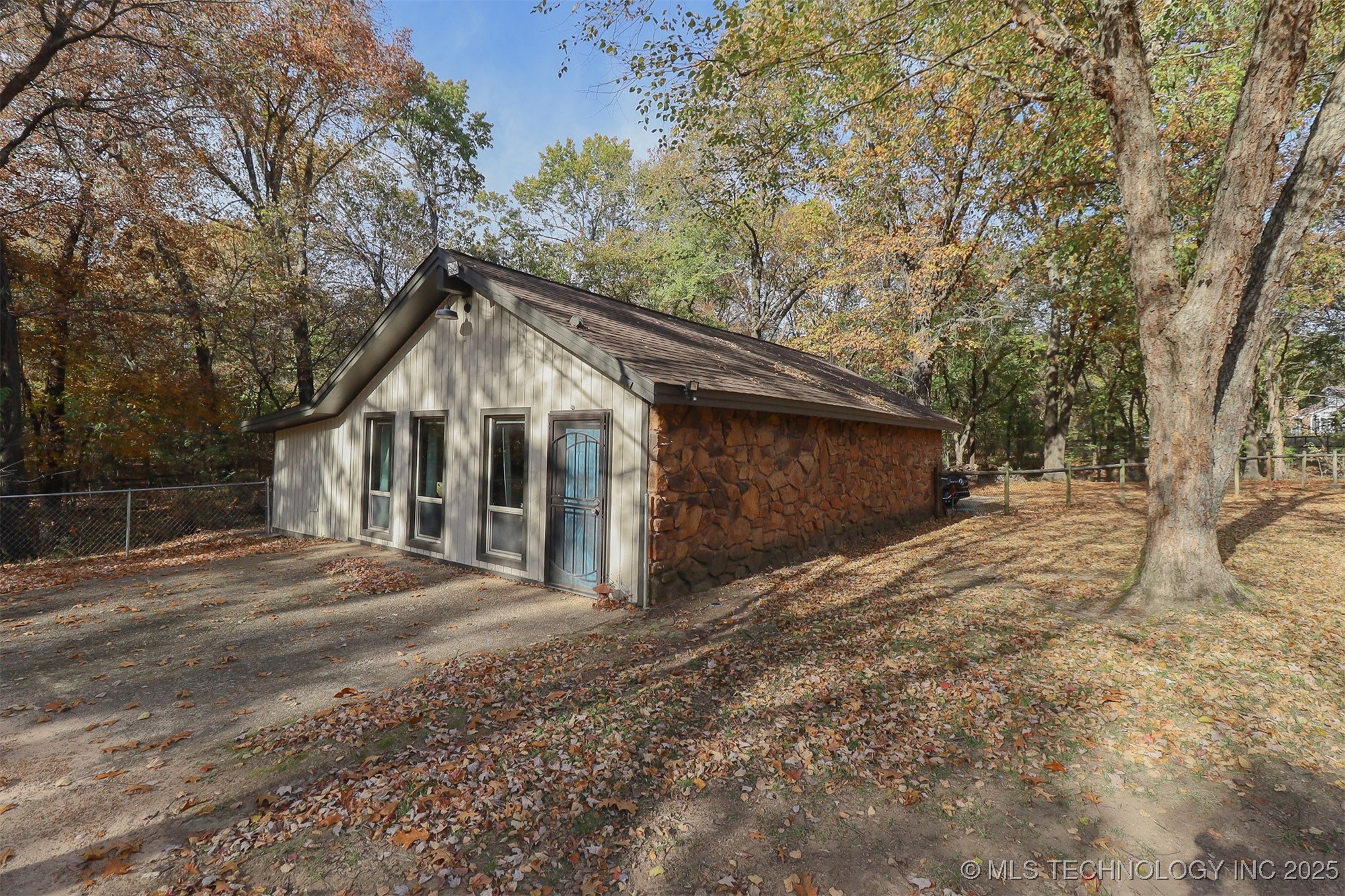 13933 S 198th East Avenue Property Photo 78