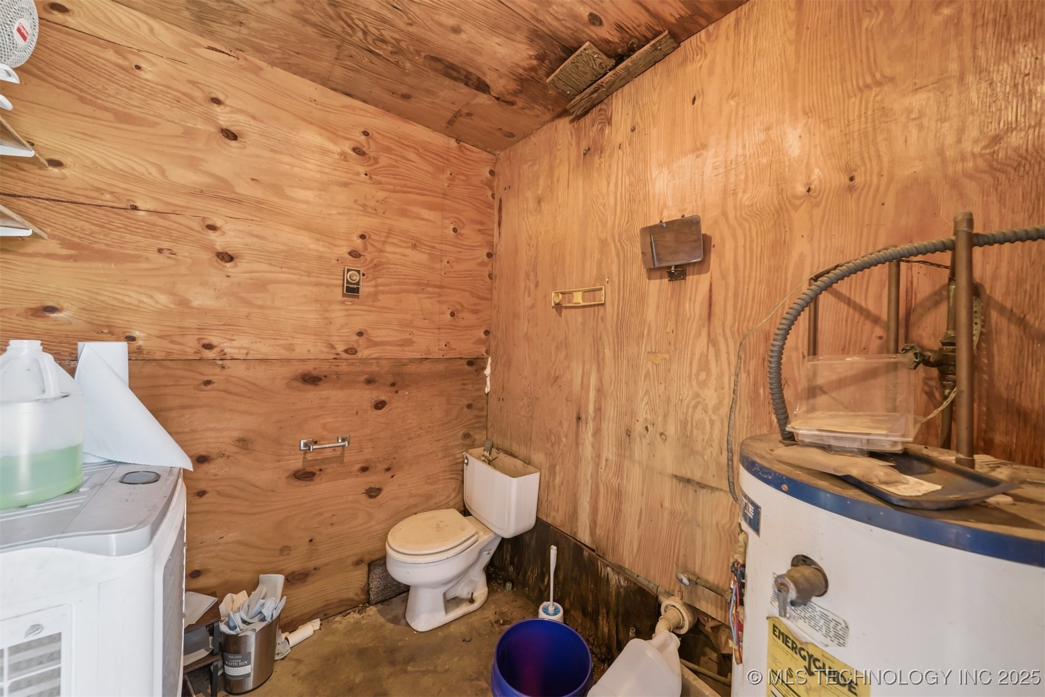 611 S Ash Street Property Photo 10