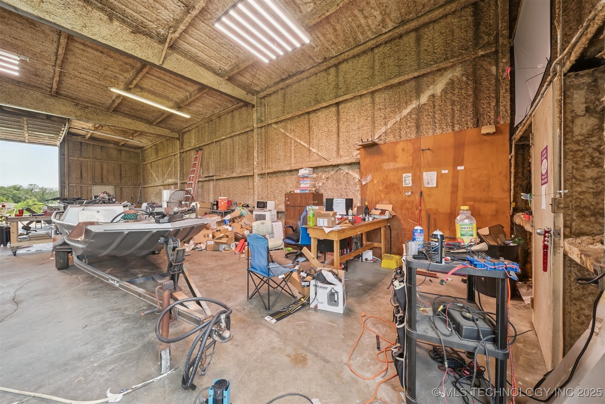 611 S Ash Street Property Photo 13