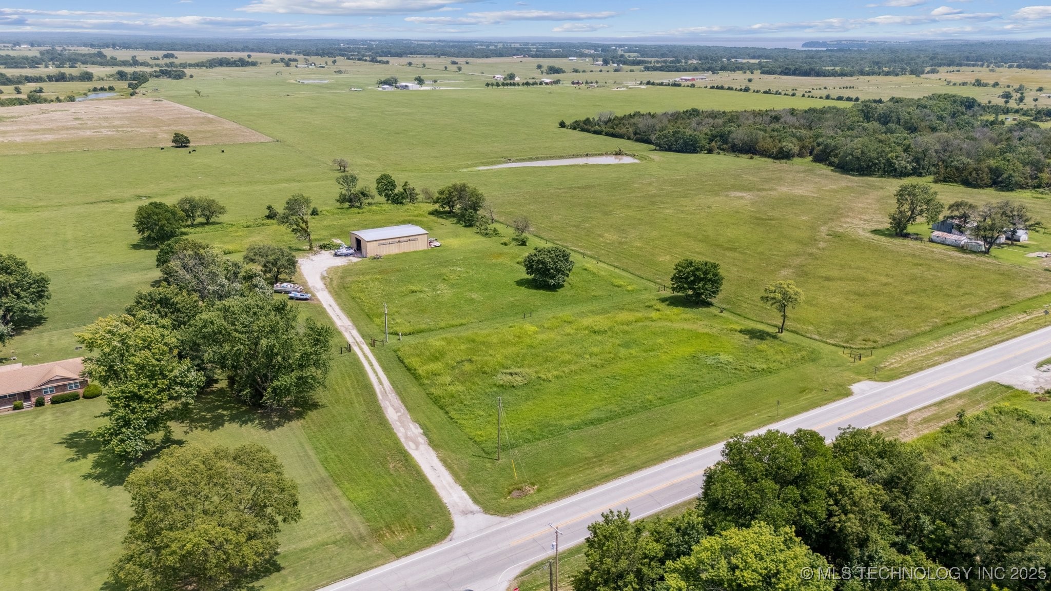 611 S Ash Street Property Photo 19