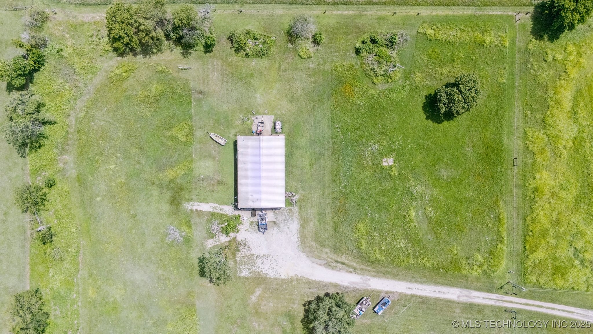 611 S Ash Street Property Photo 21