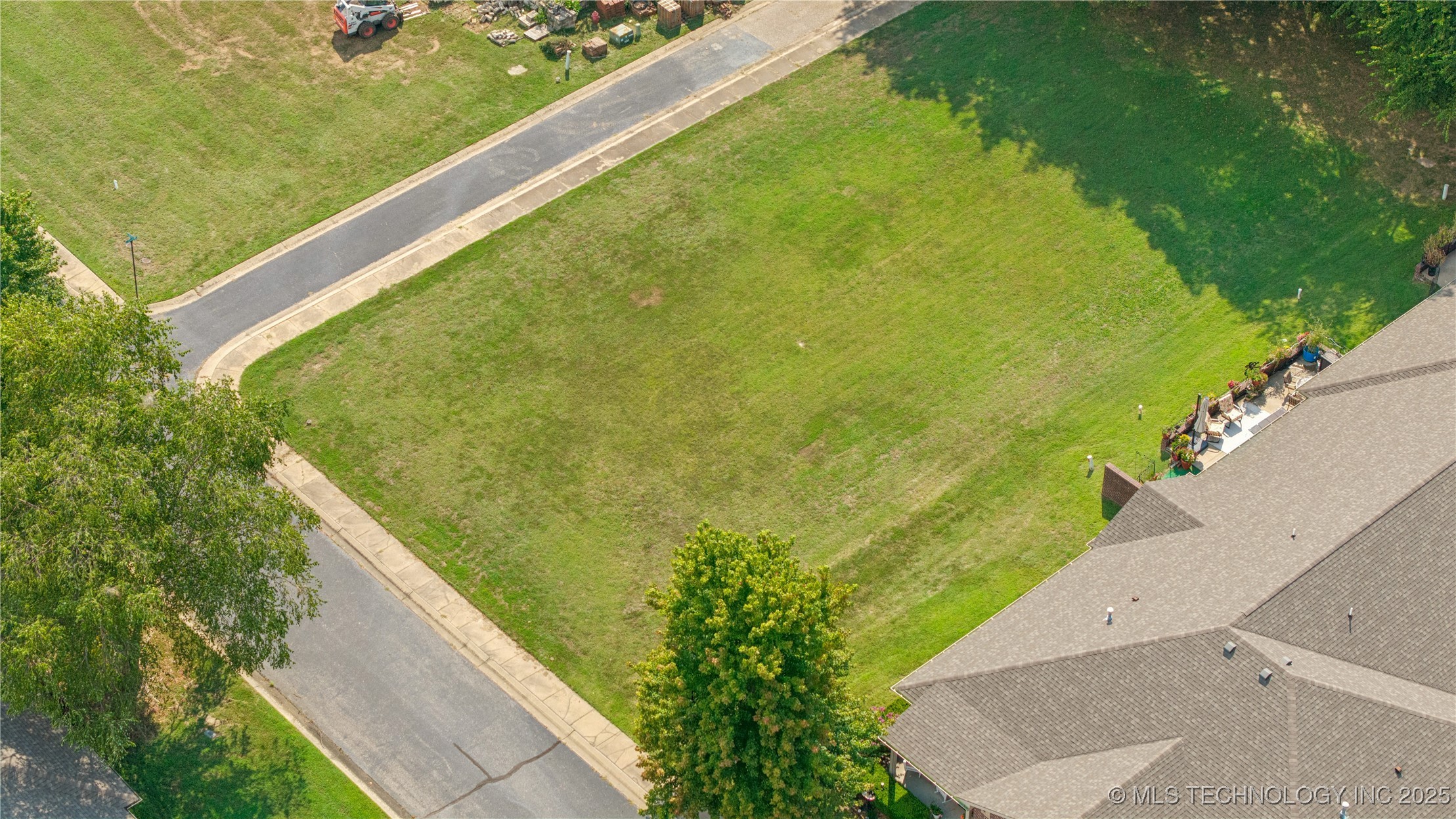 501 St Andrews Place Property Photo 1