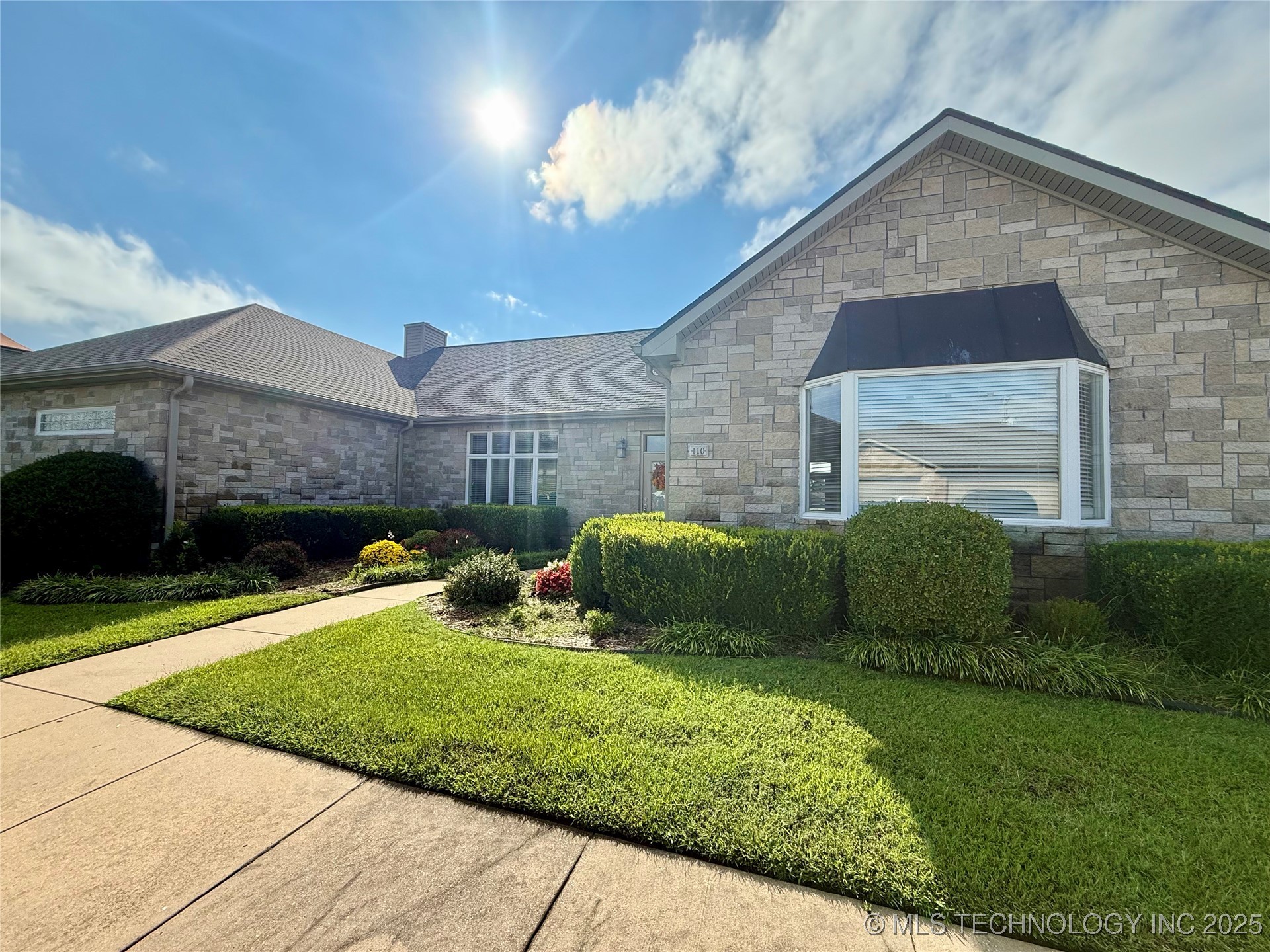 501 St Andrews Place Property Photo 13