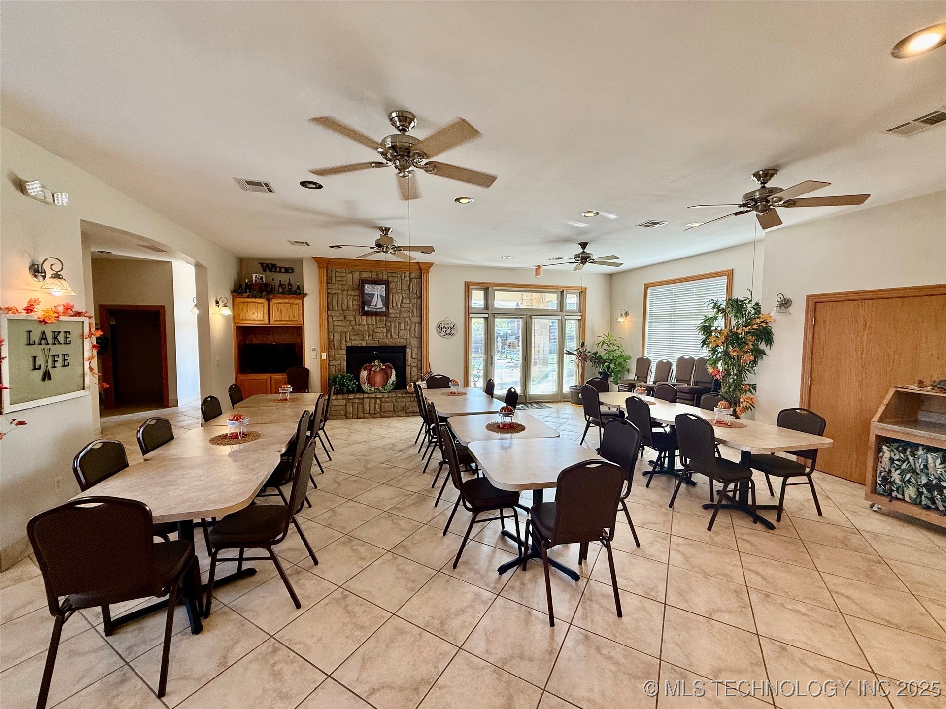 501 St Andrews Place Property Photo 16