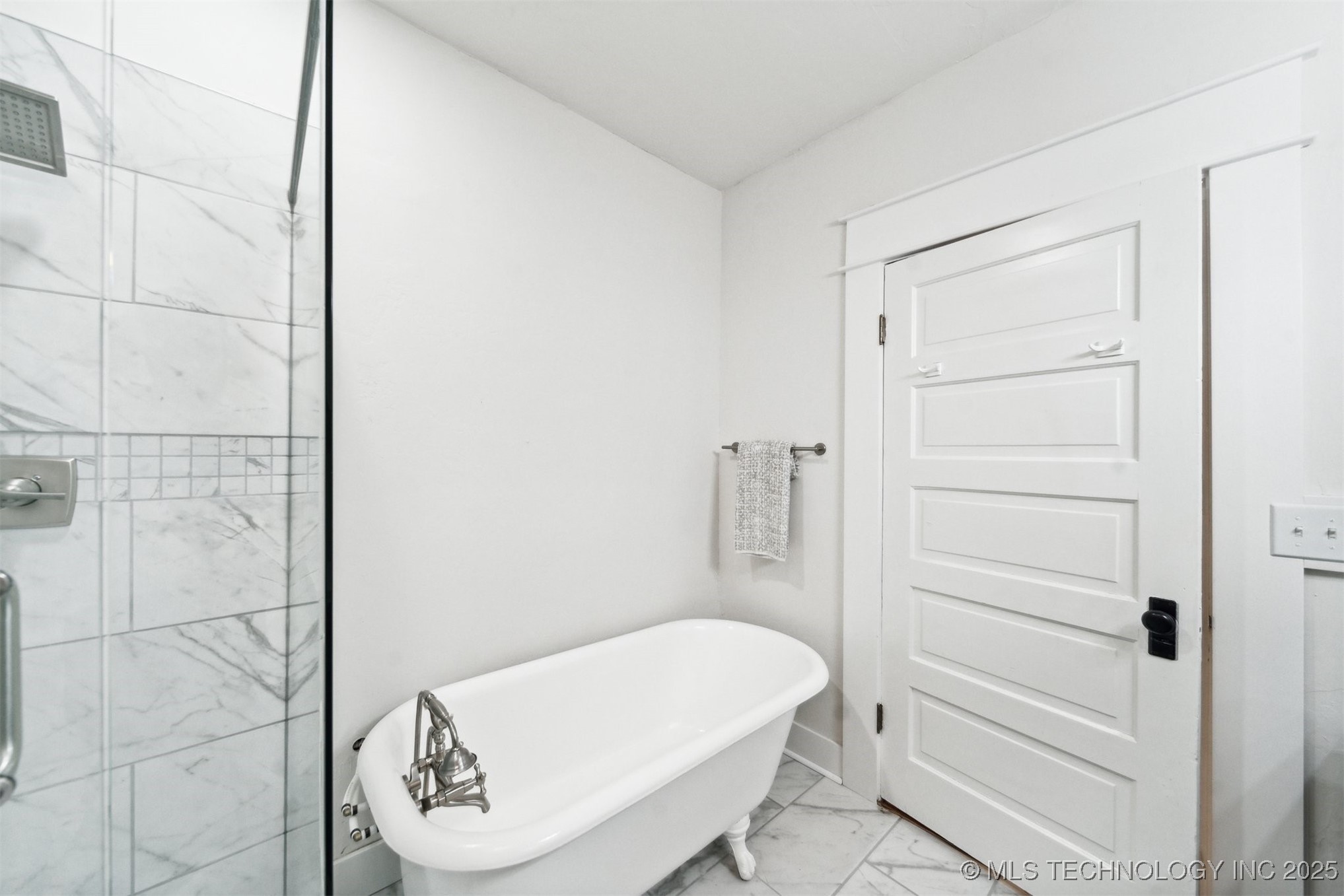 806 E Church Street Property Photo 37