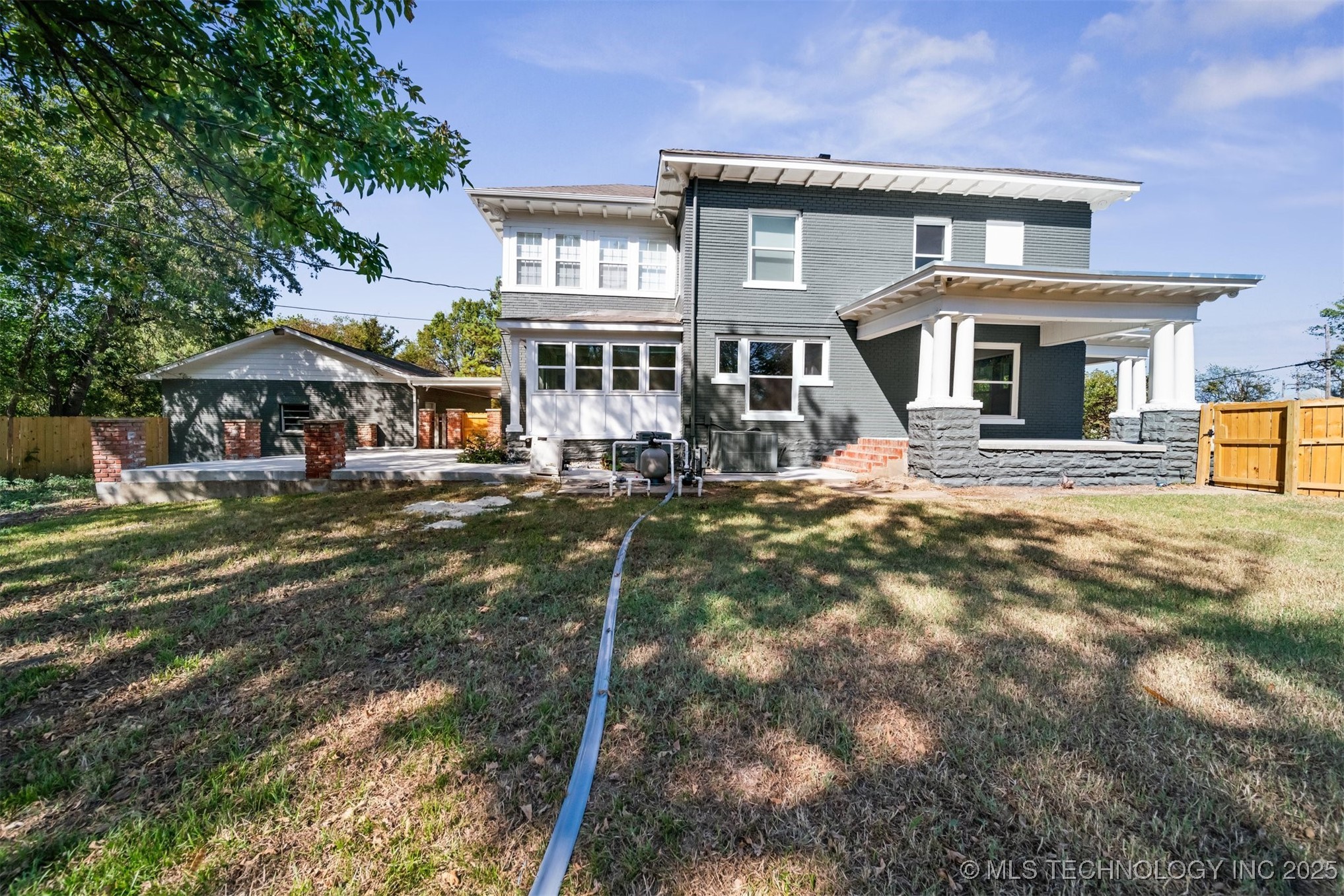 806 E Church Street Property Photo 54