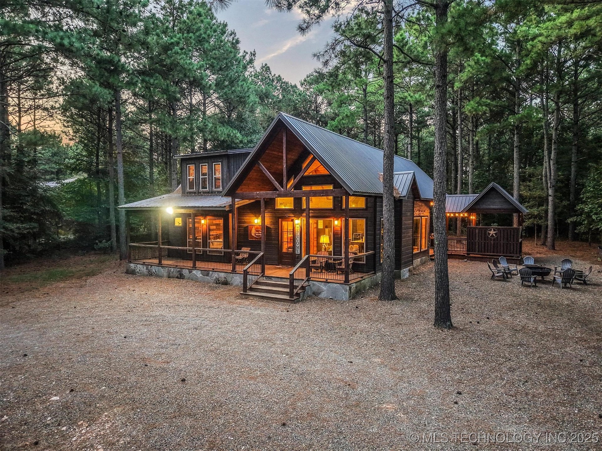 135 Stone Pine Property Photo 1