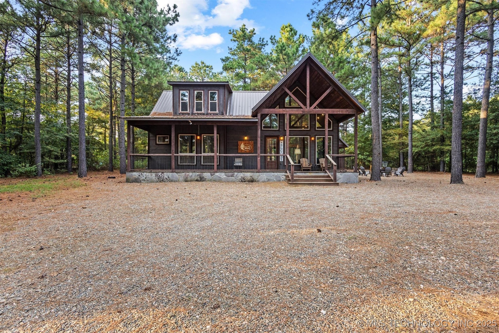 135 Stone Pine Property Photo 4