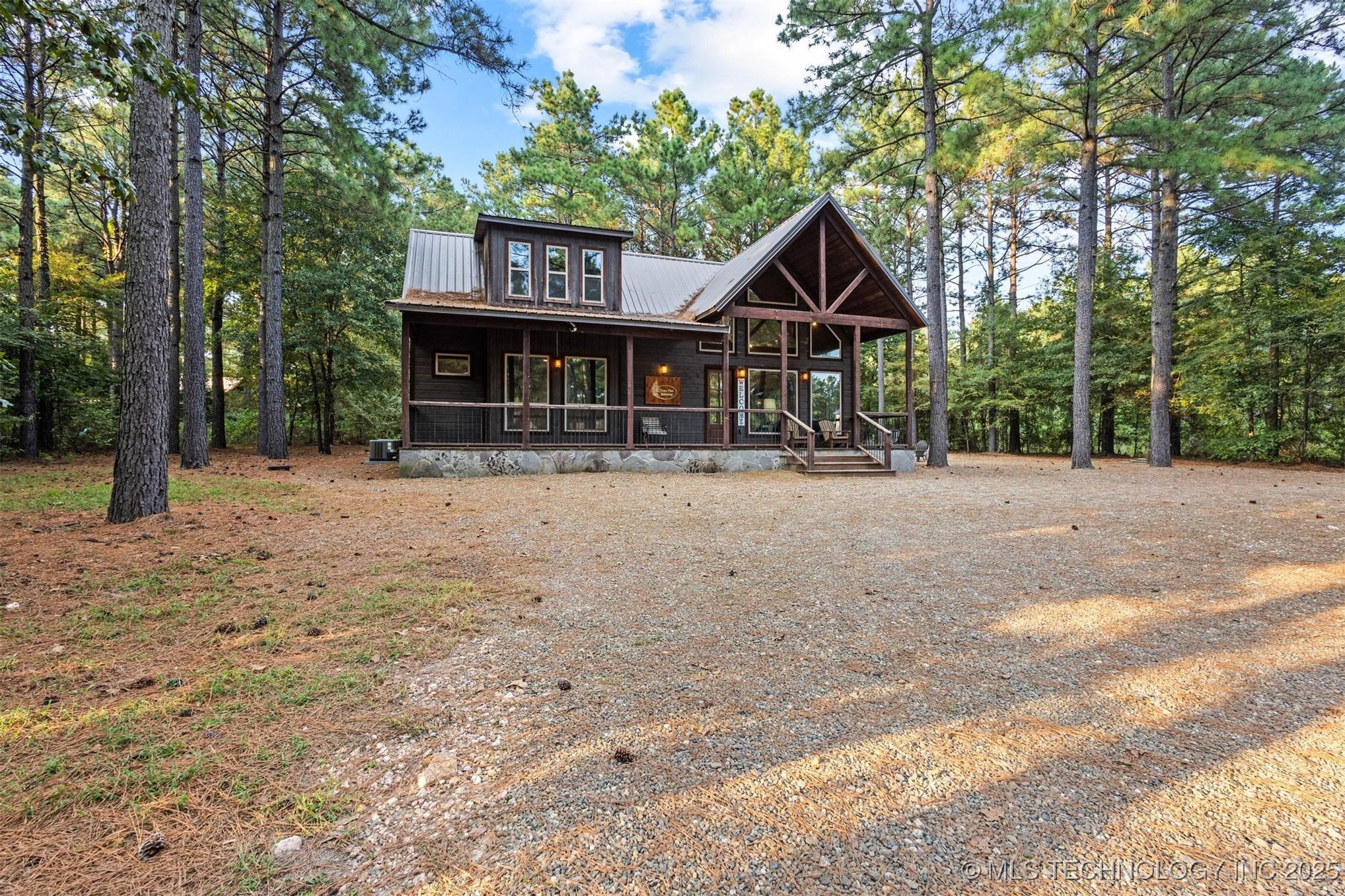 135 Stone Pine Property Photo 5