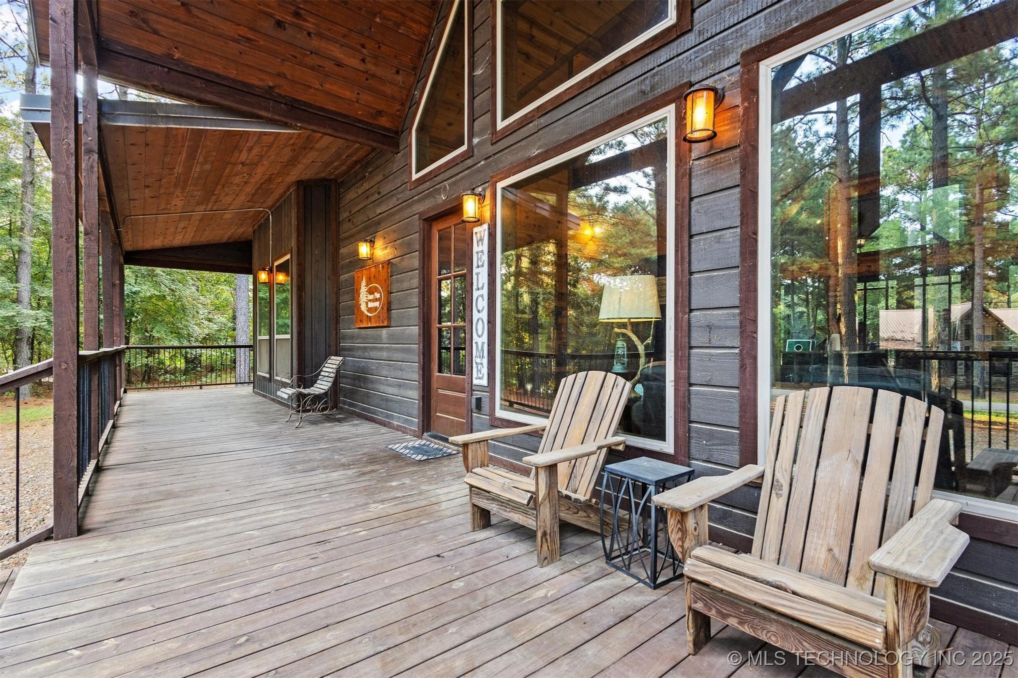 135 Stone Pine Property Photo 6