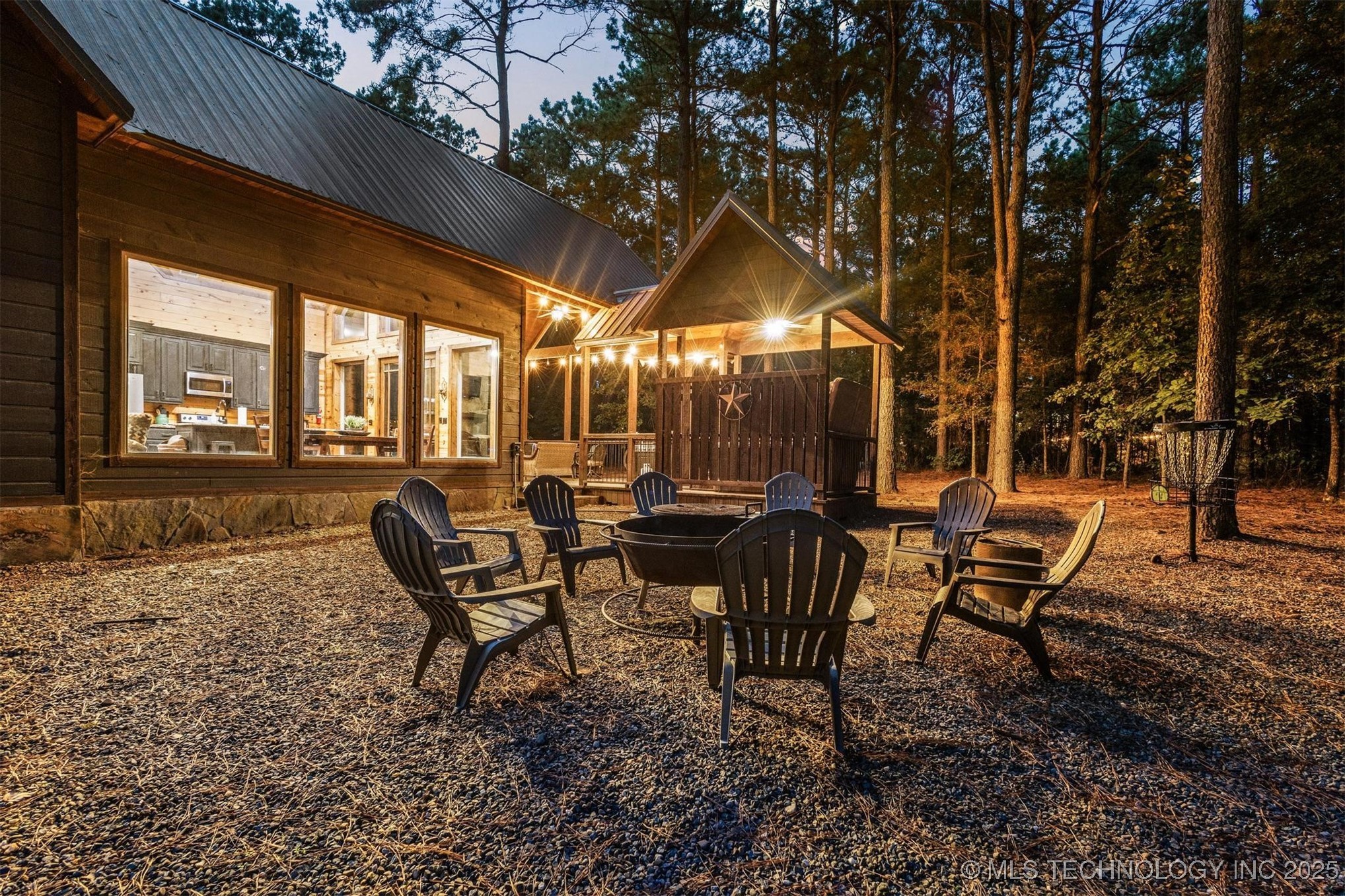 135 Stone Pine Property Photo 10