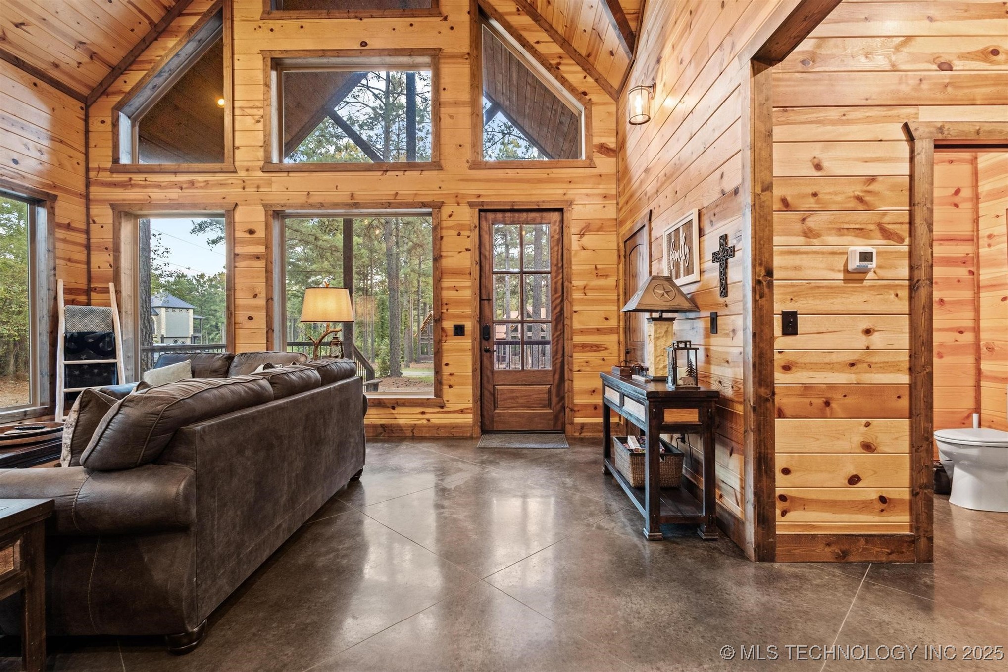 135 Stone Pine Property Photo 19