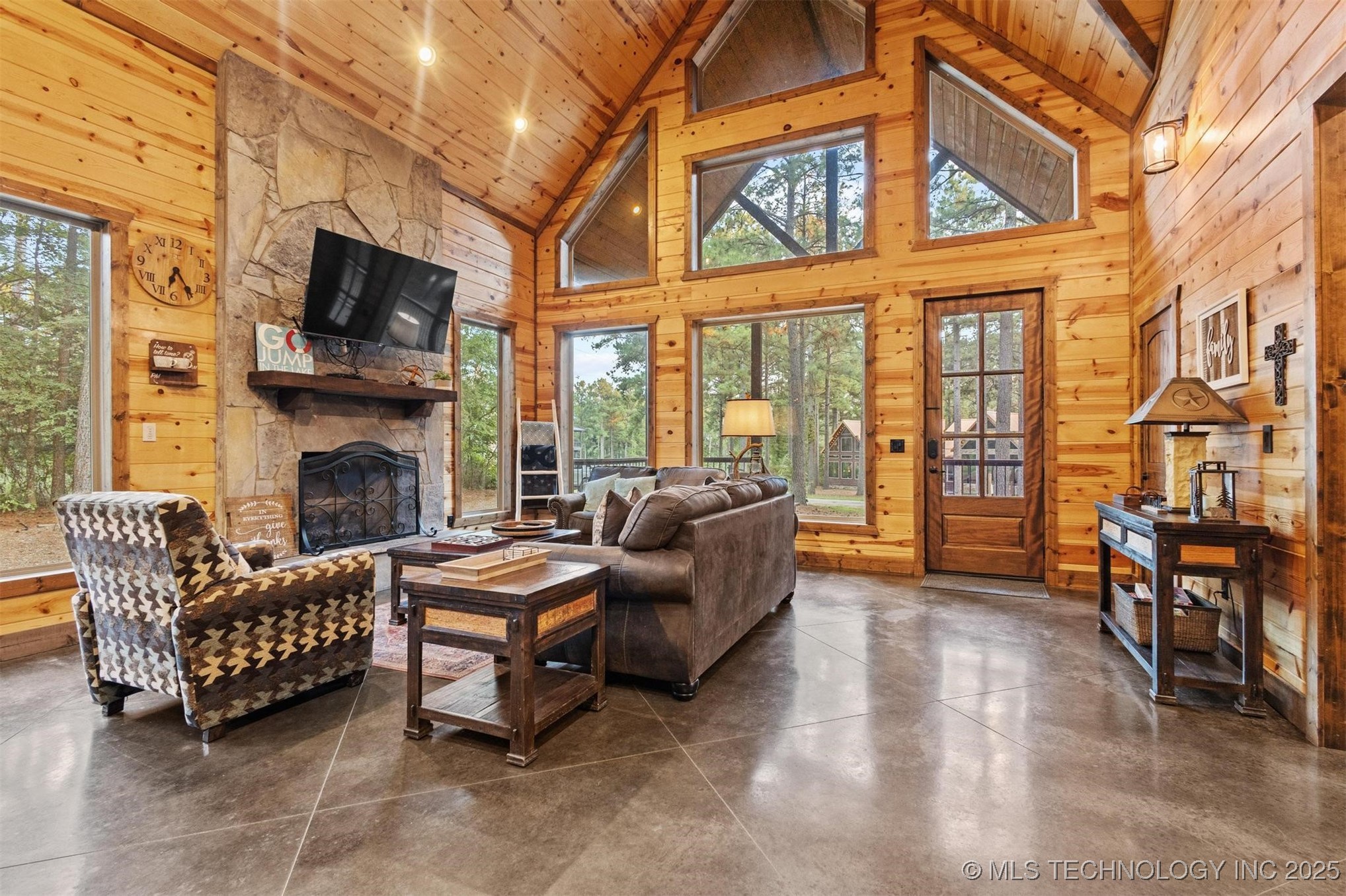 135 Stone Pine Property Photo 20