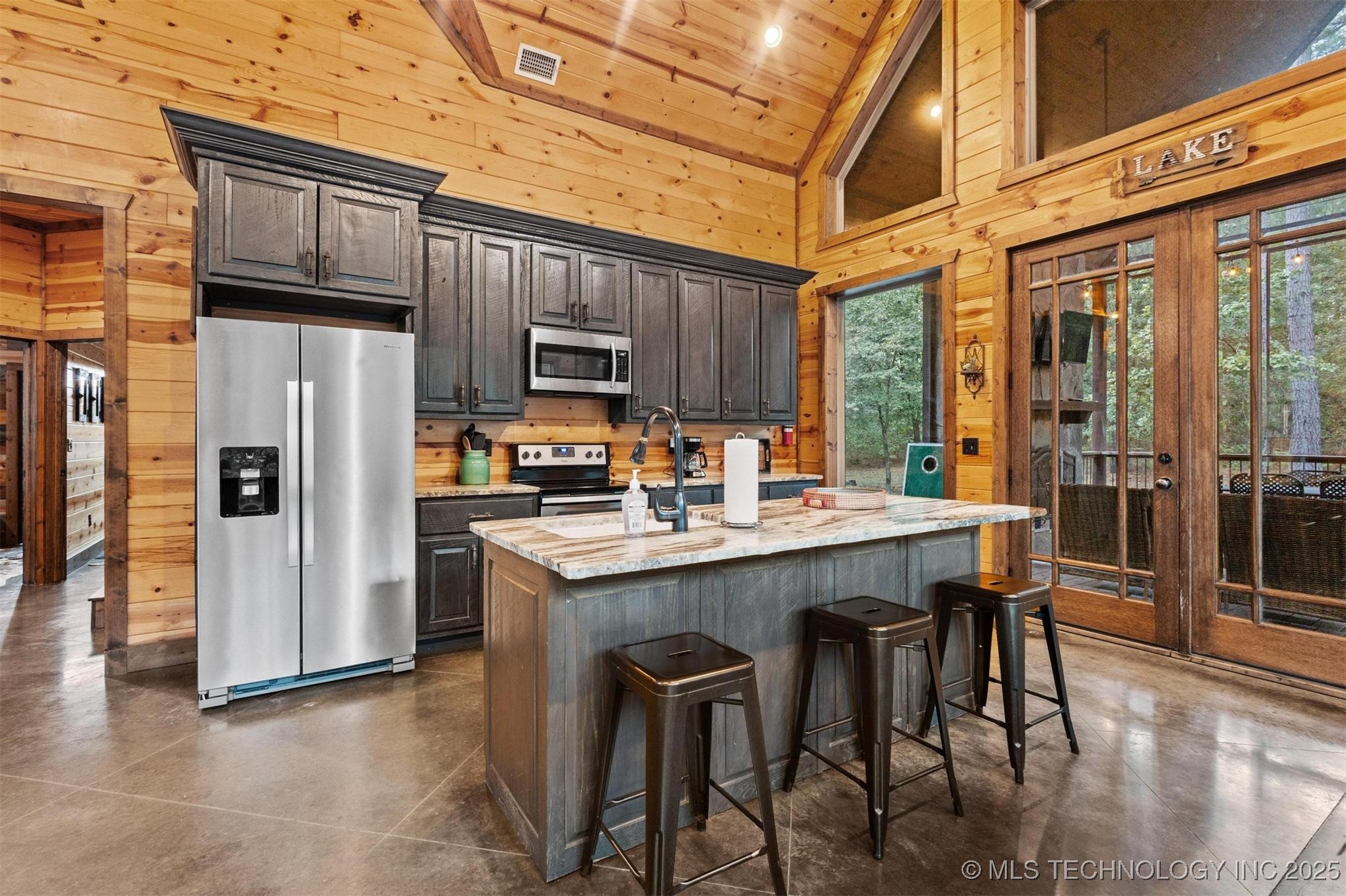 135 Stone Pine Property Photo 25