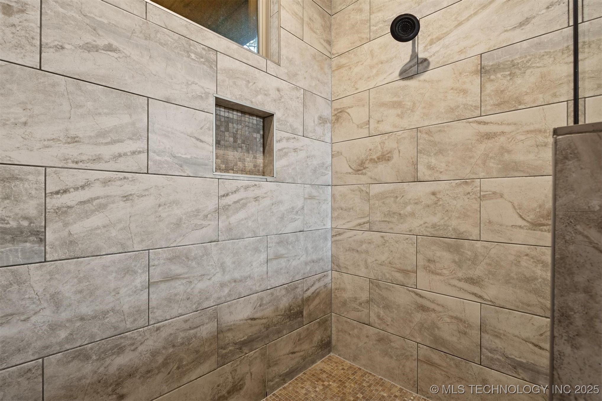 135 Stone Pine Property Photo 36