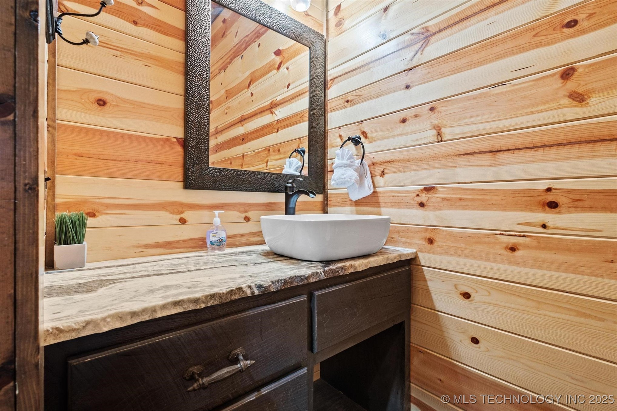 135 Stone Pine Property Photo 37