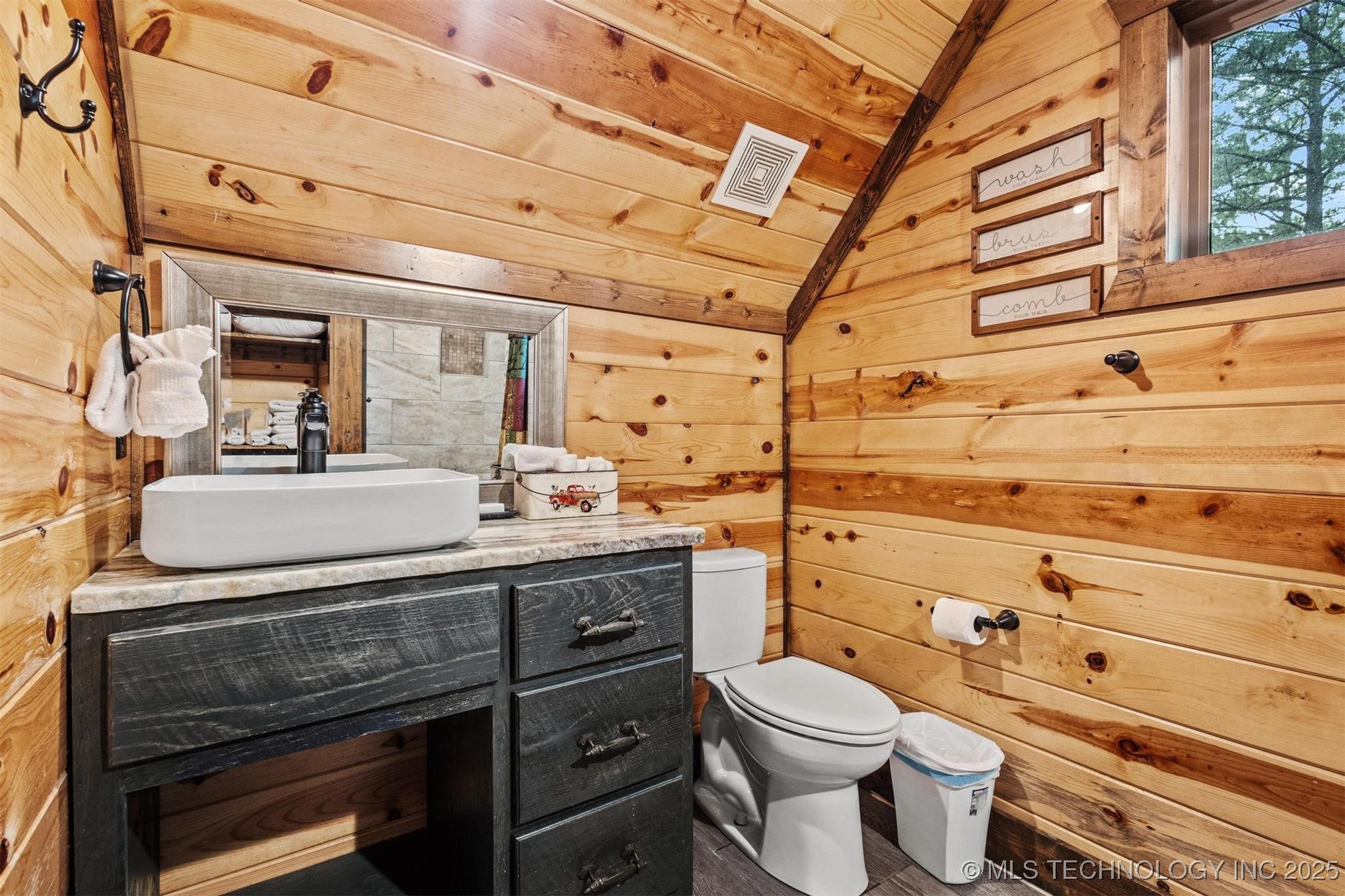 135 Stone Pine Property Photo 48